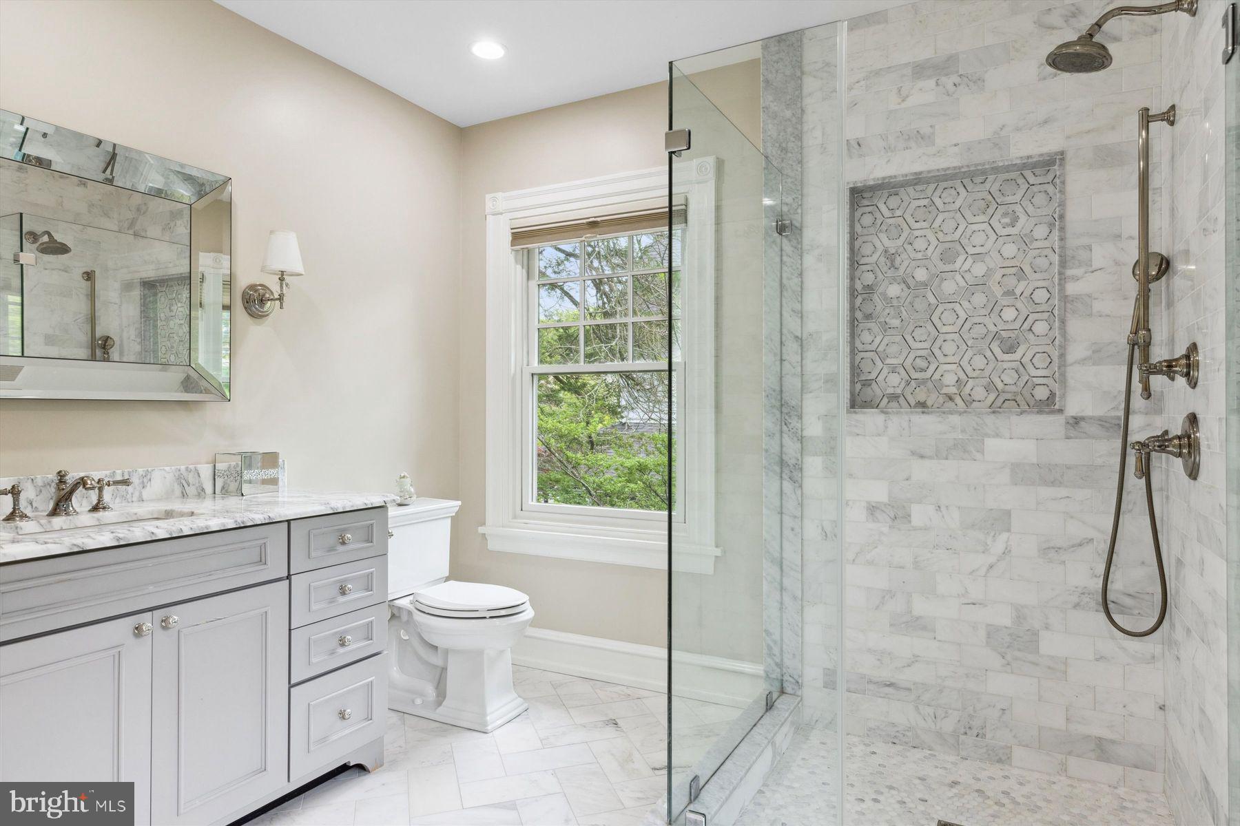 SOUTH WAYNE - Residential