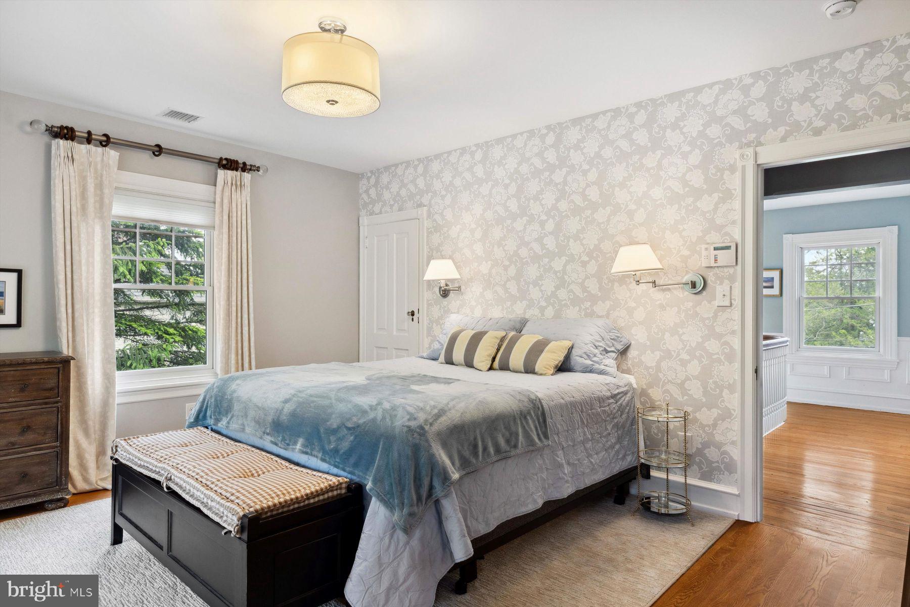 SOUTH WAYNE - Residential