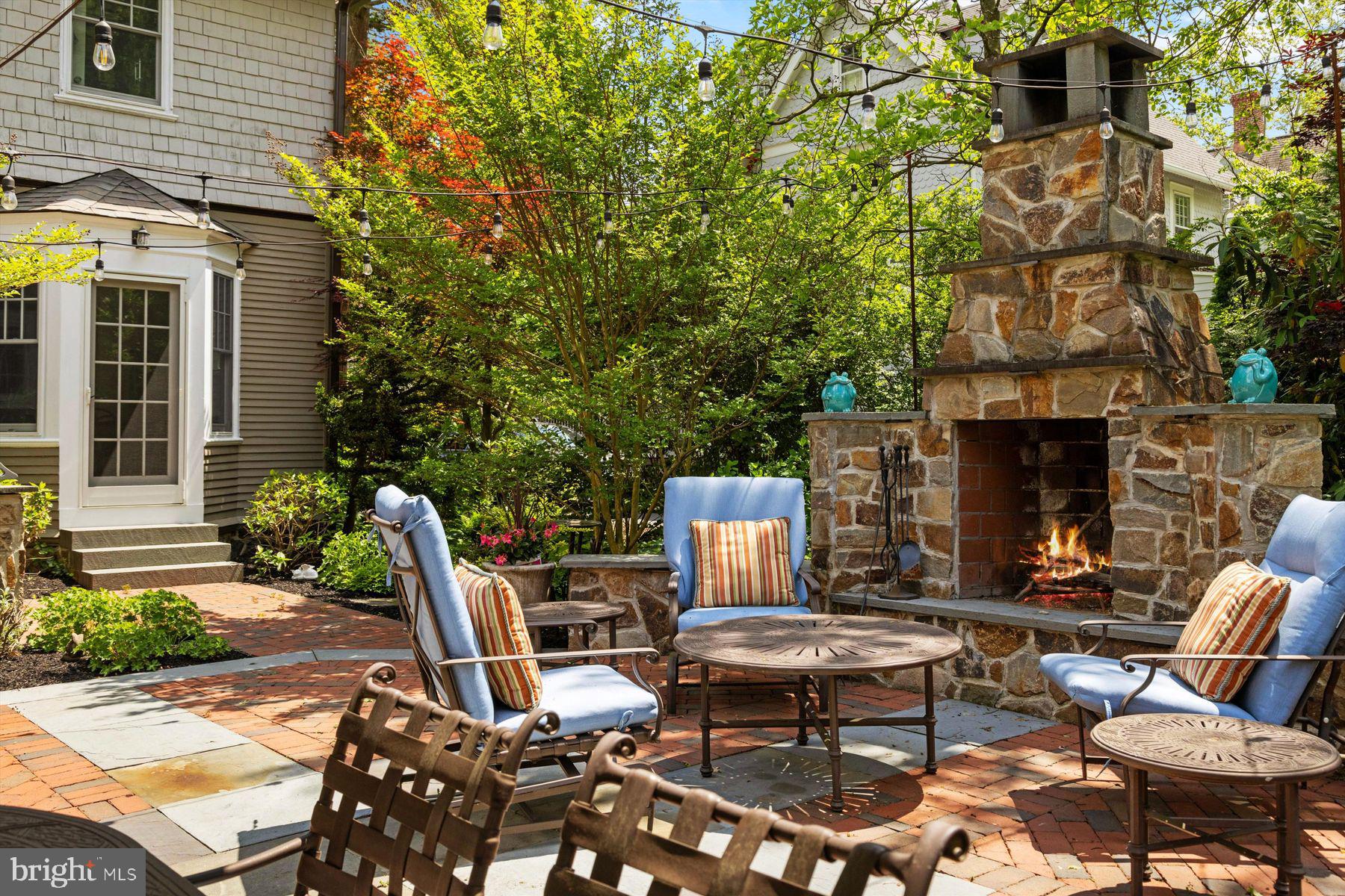 SOUTH WAYNE - Residential