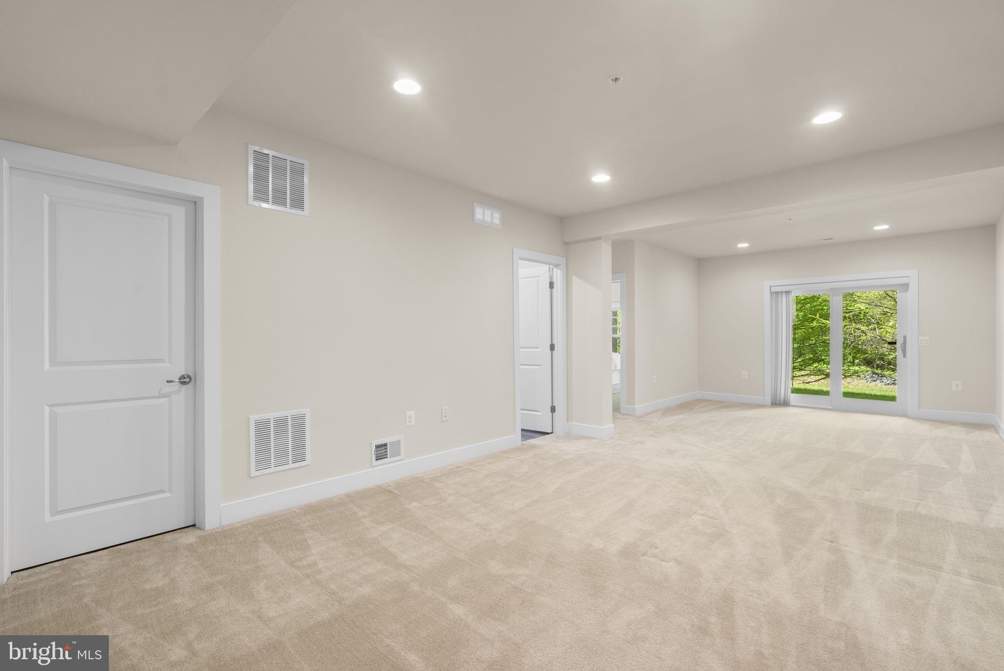 WALDEN WOODS - Residential