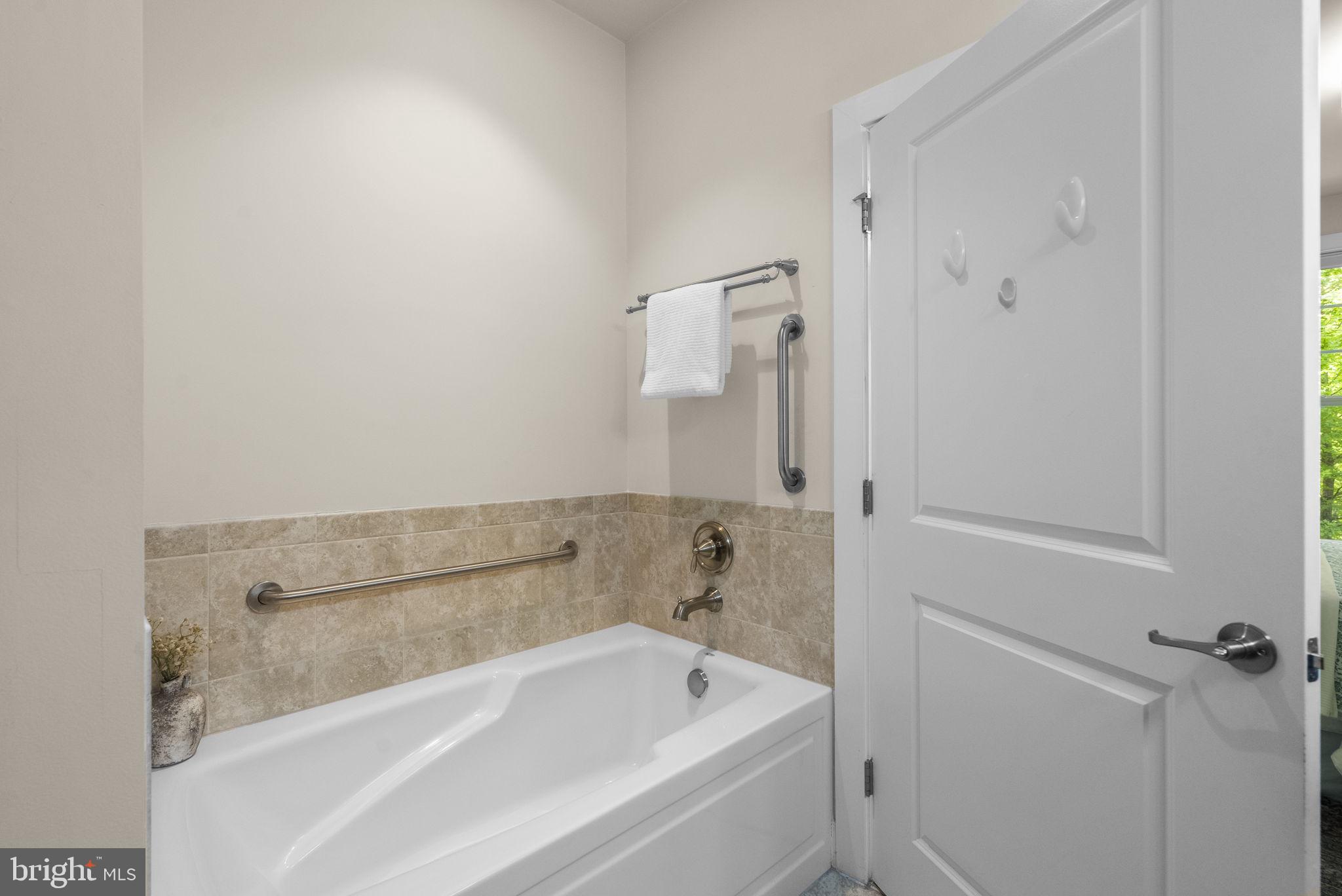 WALDEN WOODS - Residential