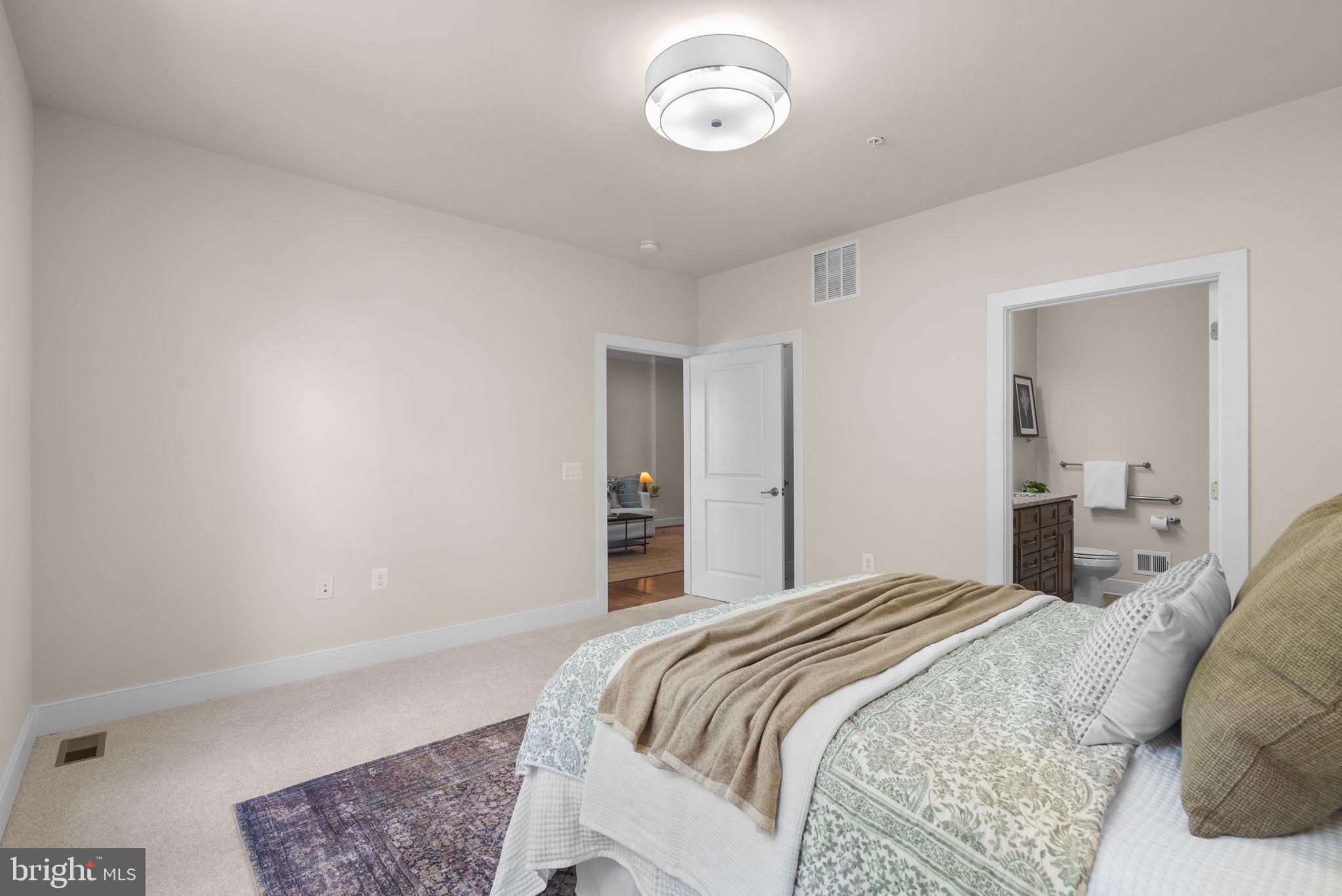 WALDEN WOODS - Residential