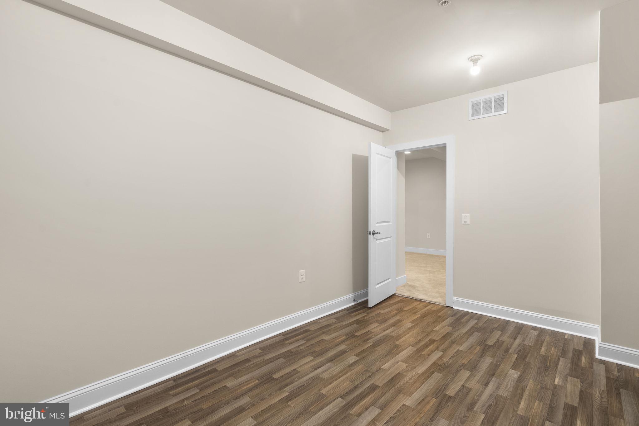 WALDEN WOODS - Residential