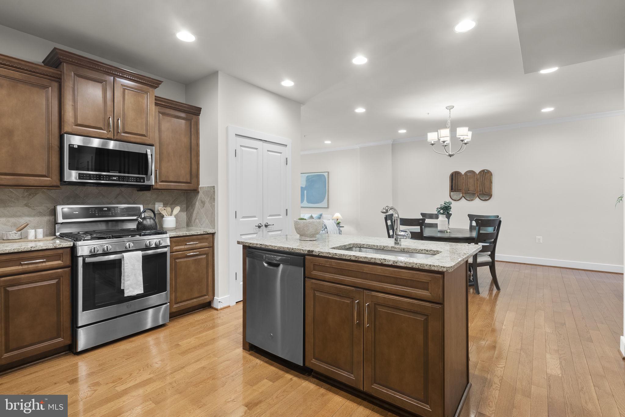 WALDEN WOODS - Residential