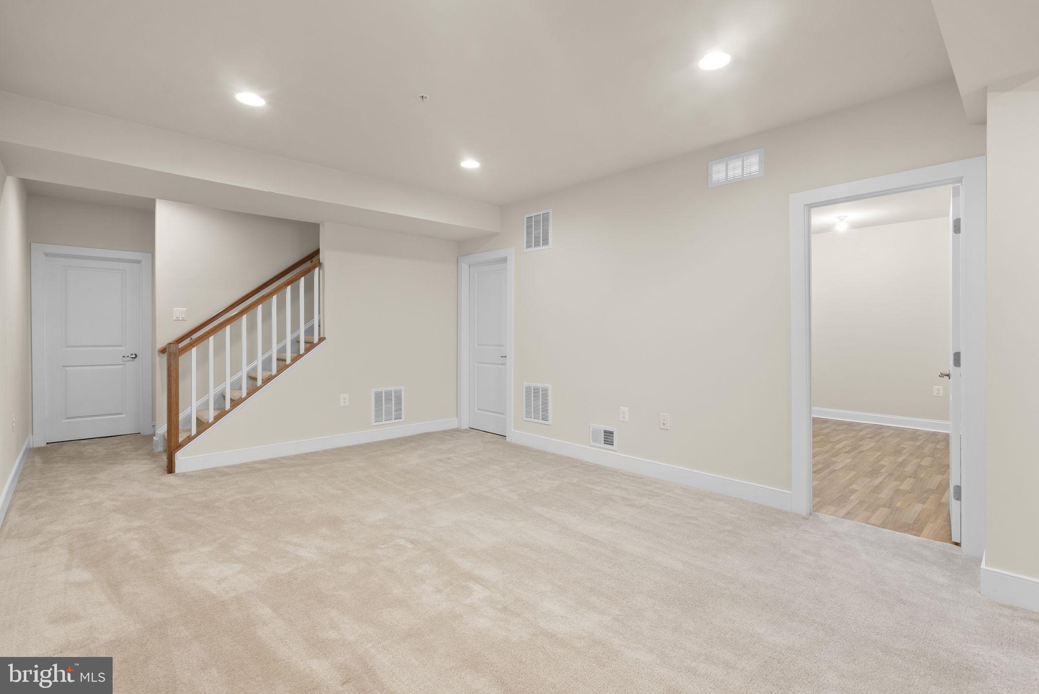 WALDEN WOODS - Residential