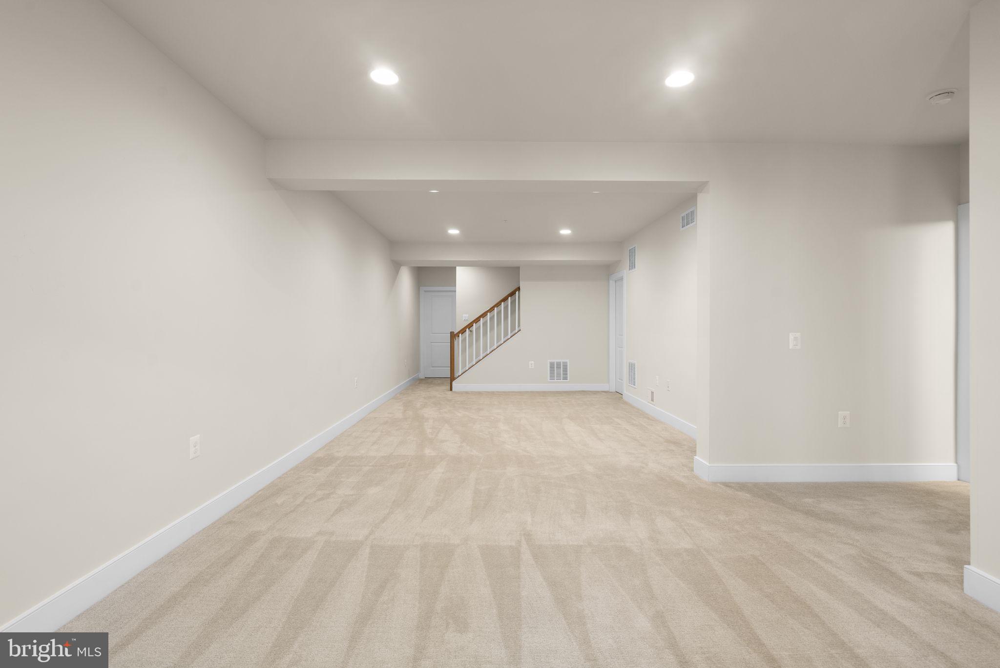 WALDEN WOODS - Residential