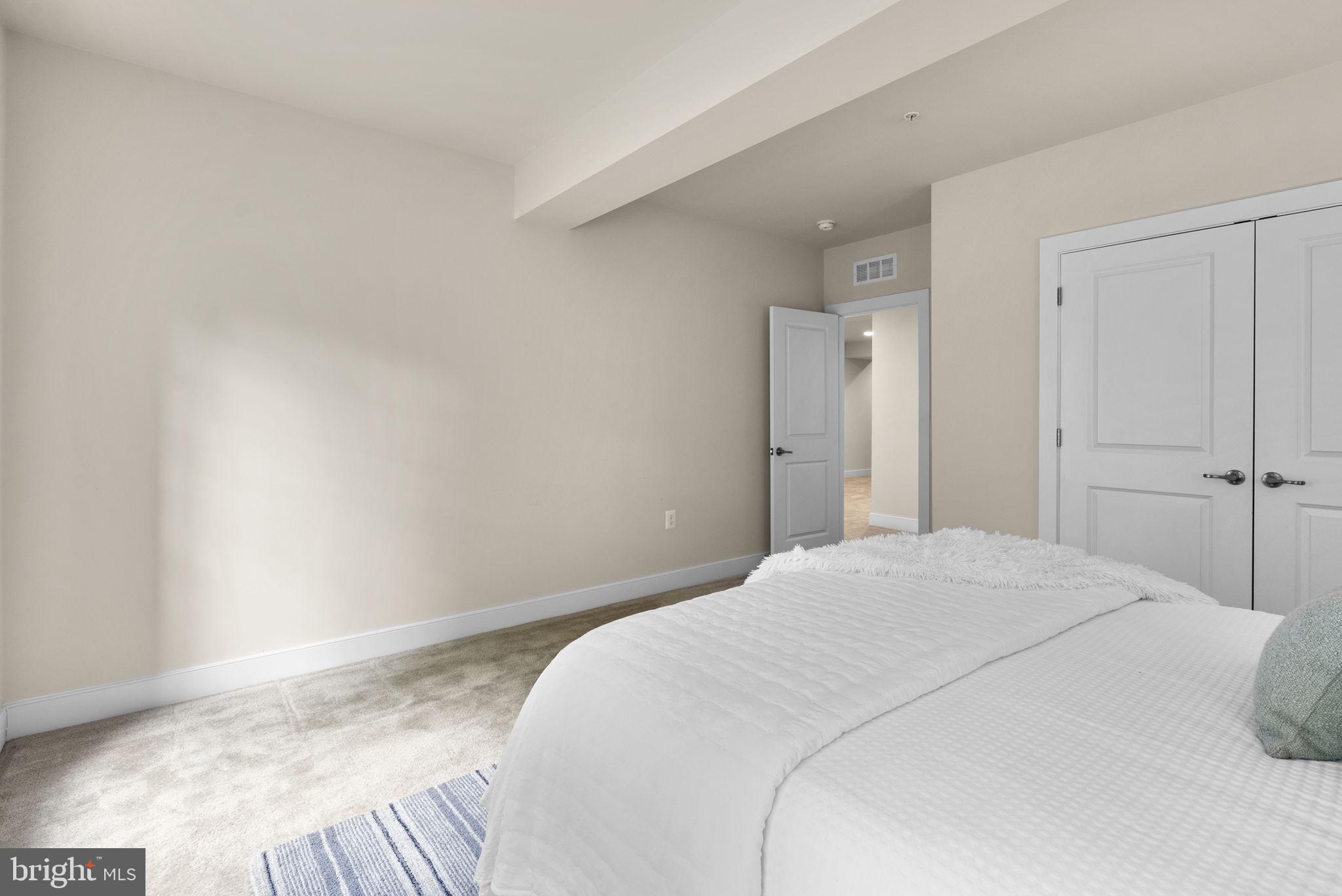 WALDEN WOODS - Residential