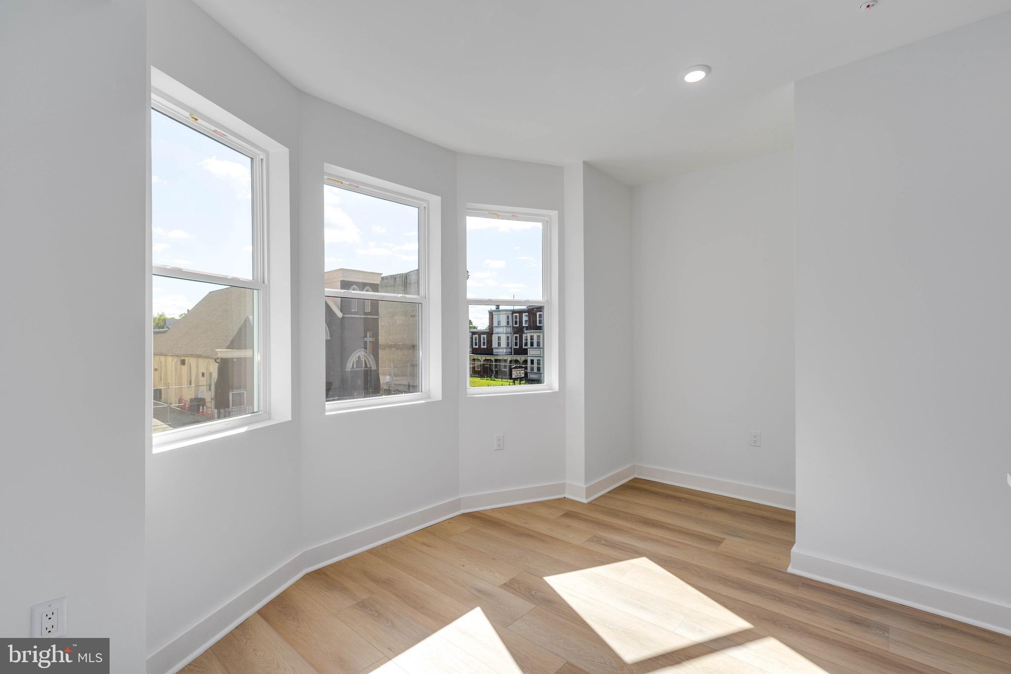 1223 W LEHIGH AVENUE 2