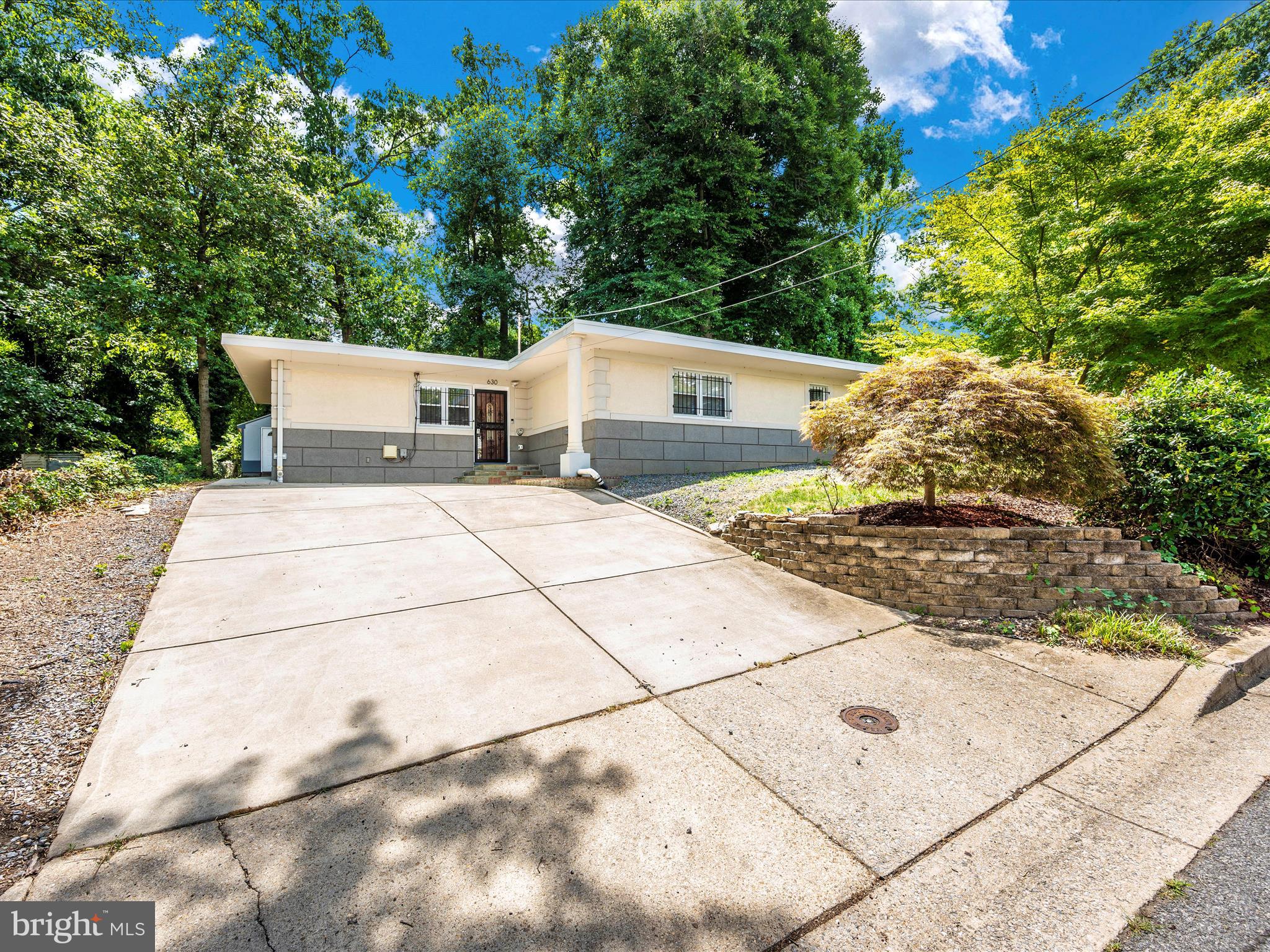 CAPITOL HEIGHTS - Residential