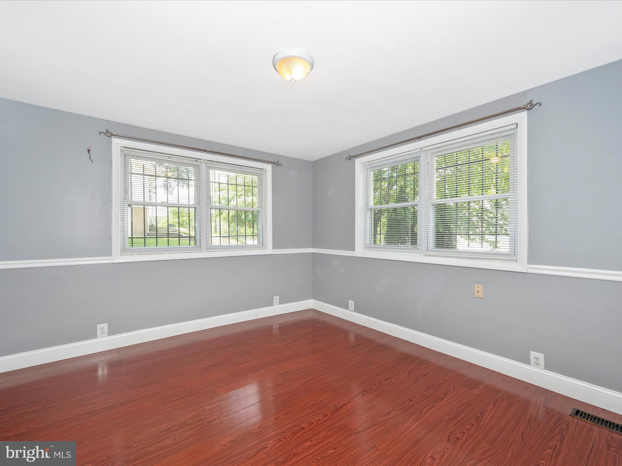 CAPITOL HEIGHTS - Residential