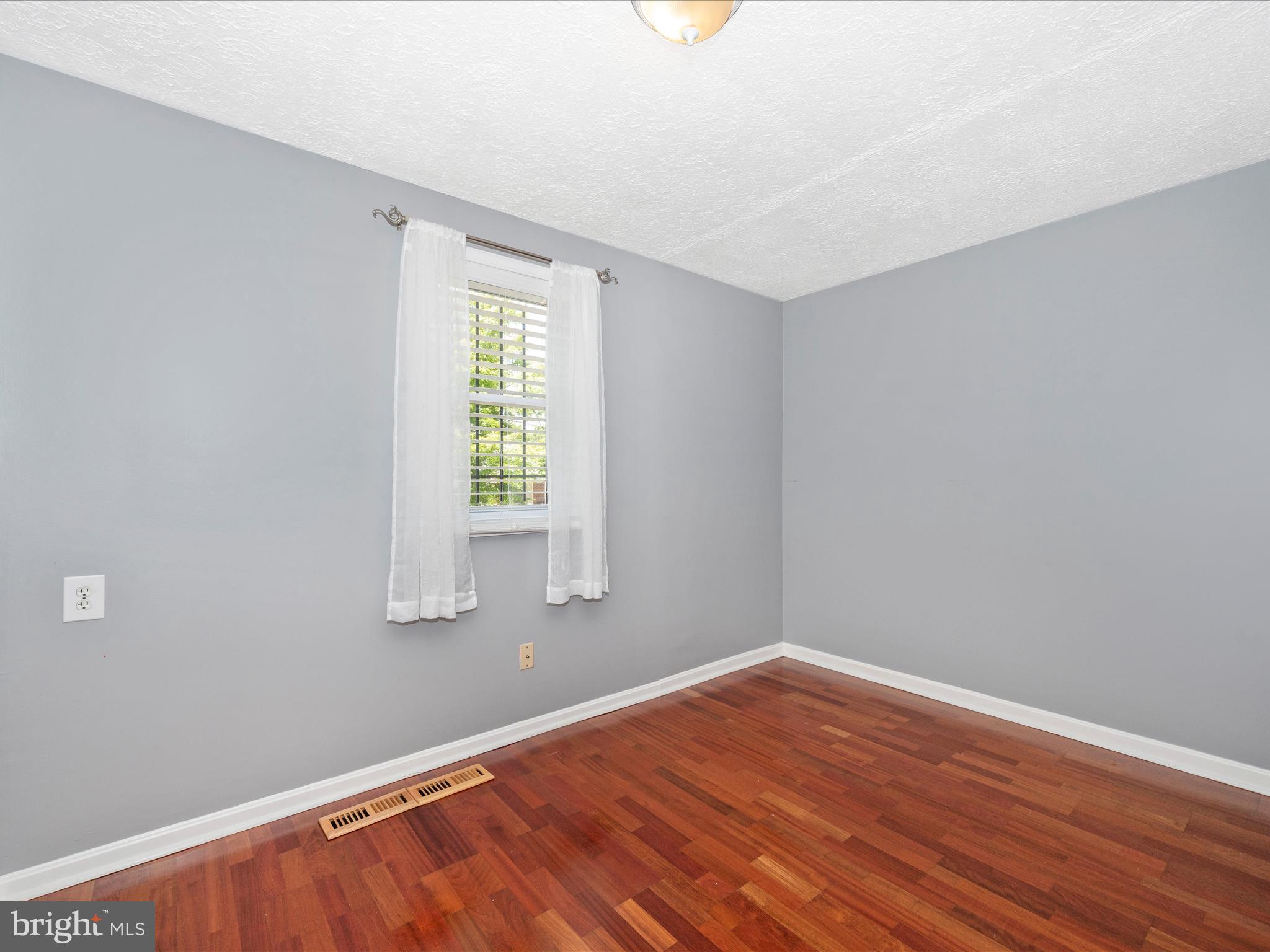 CAPITOL HEIGHTS - Residential