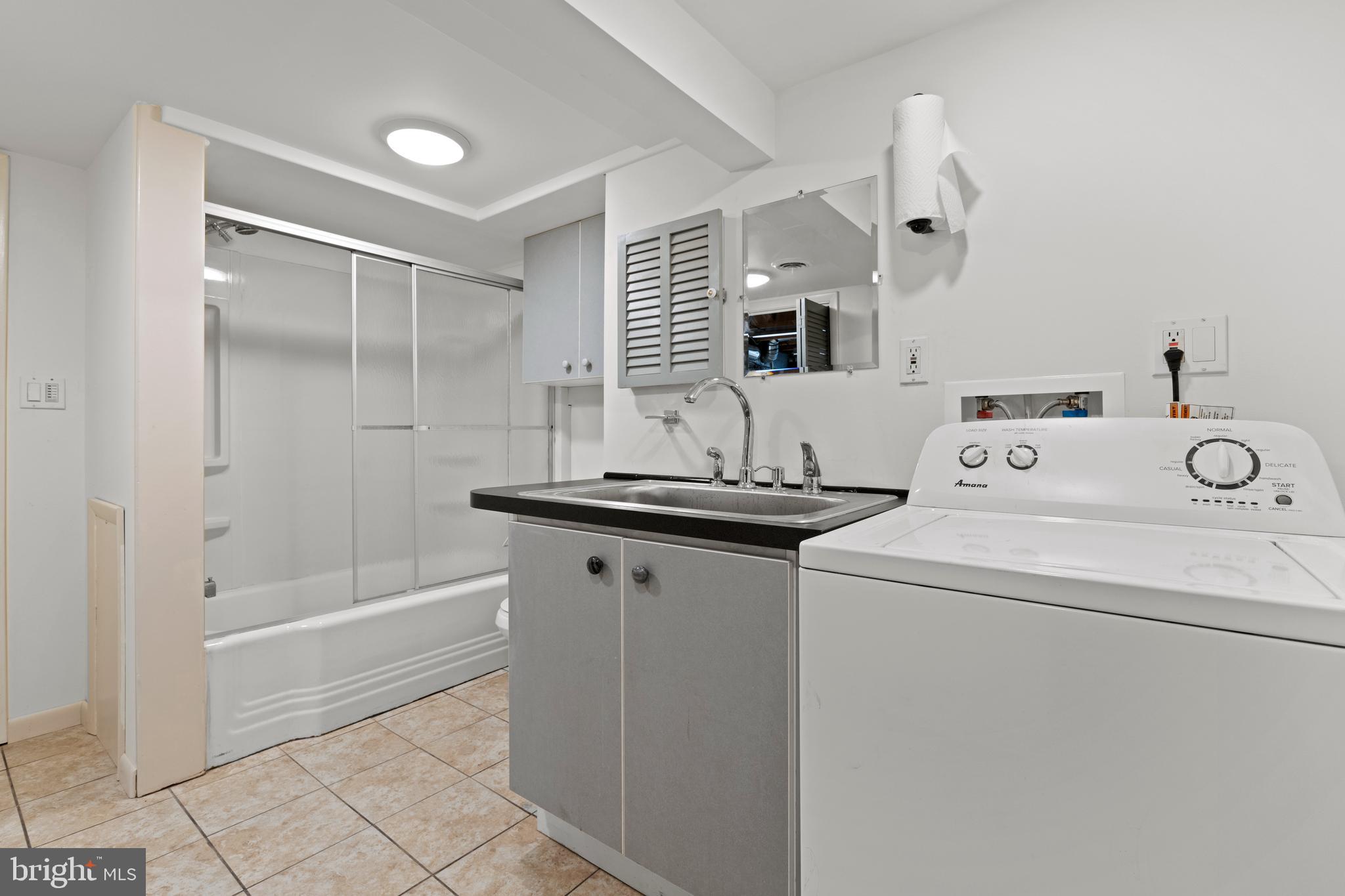 ROCKLAND - Residential Lease