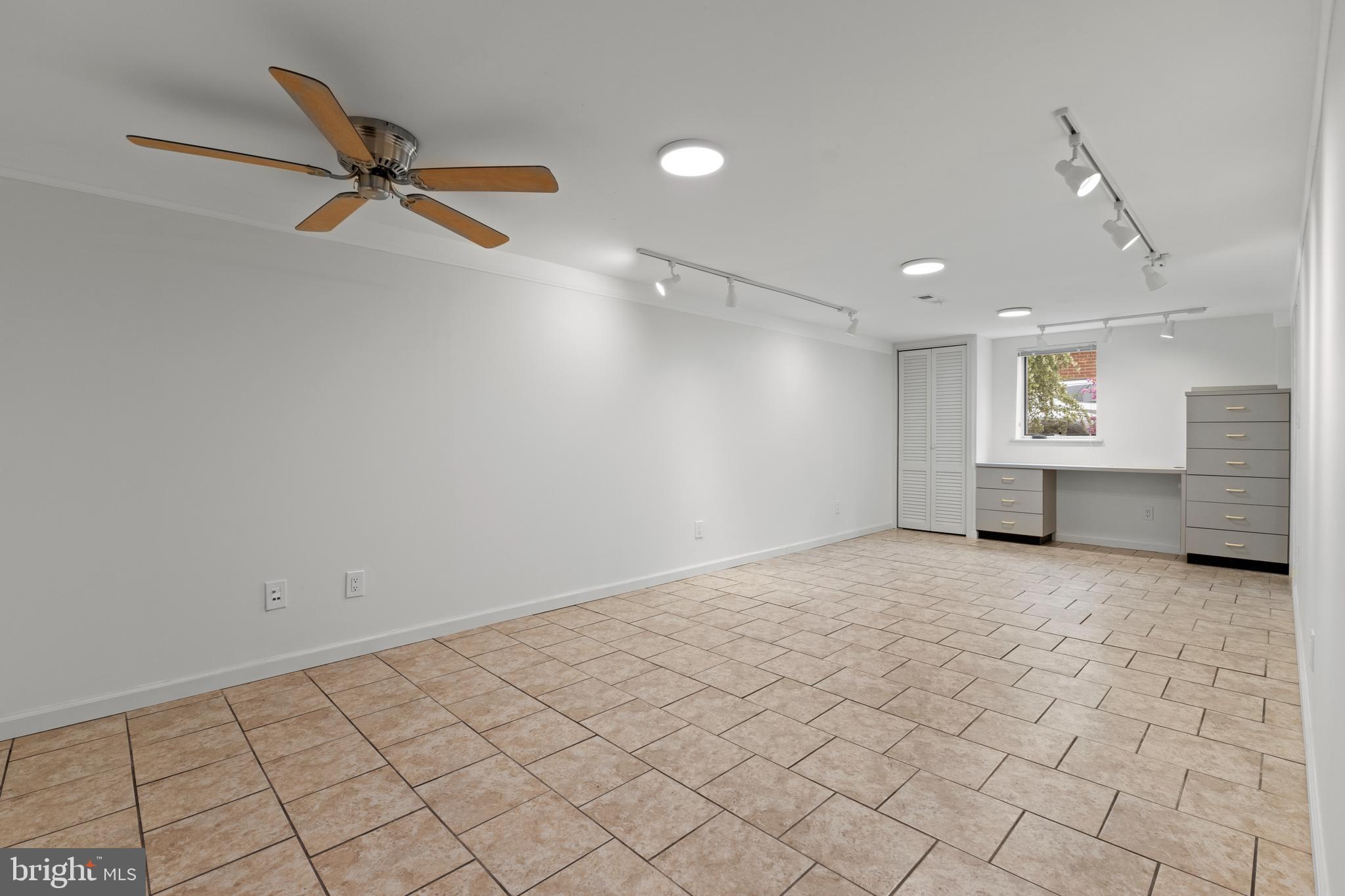 ROCKLAND - Residential Lease