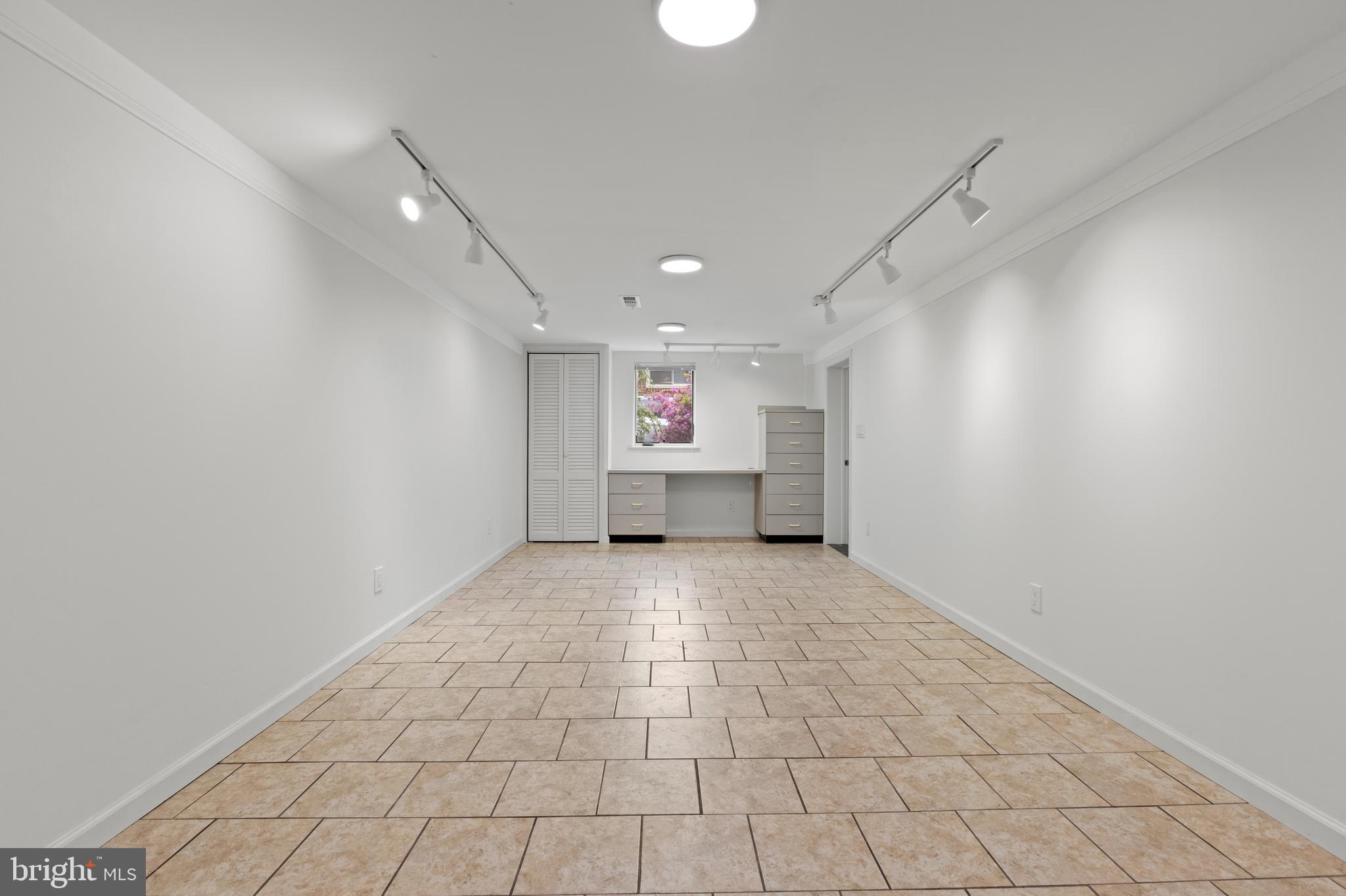 ROCKLAND - Residential Lease