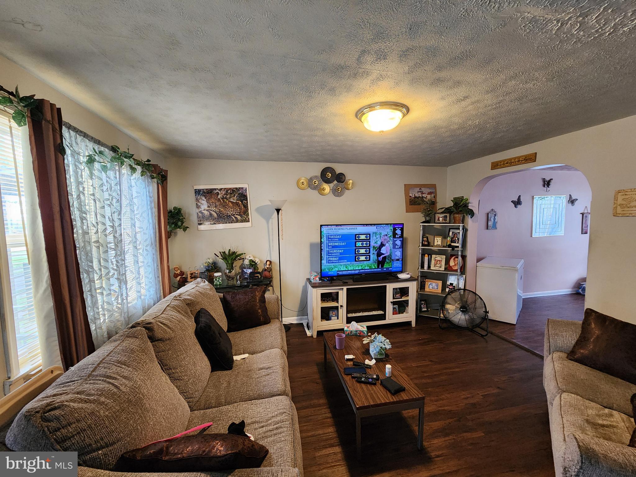 1351 CAMBRIA STREET