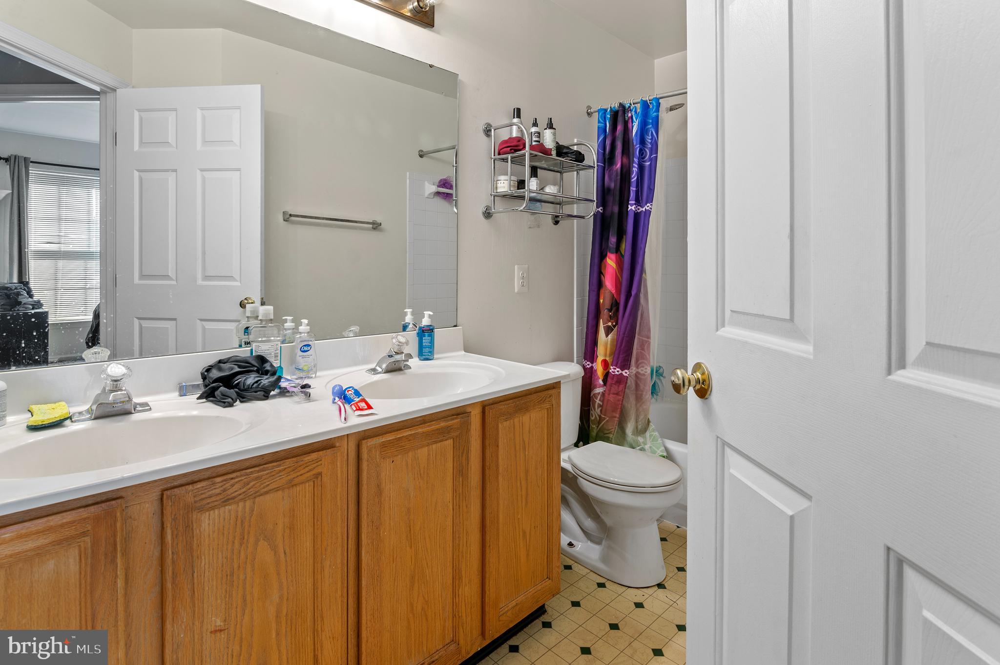 SUMMIT CREEK - Residential