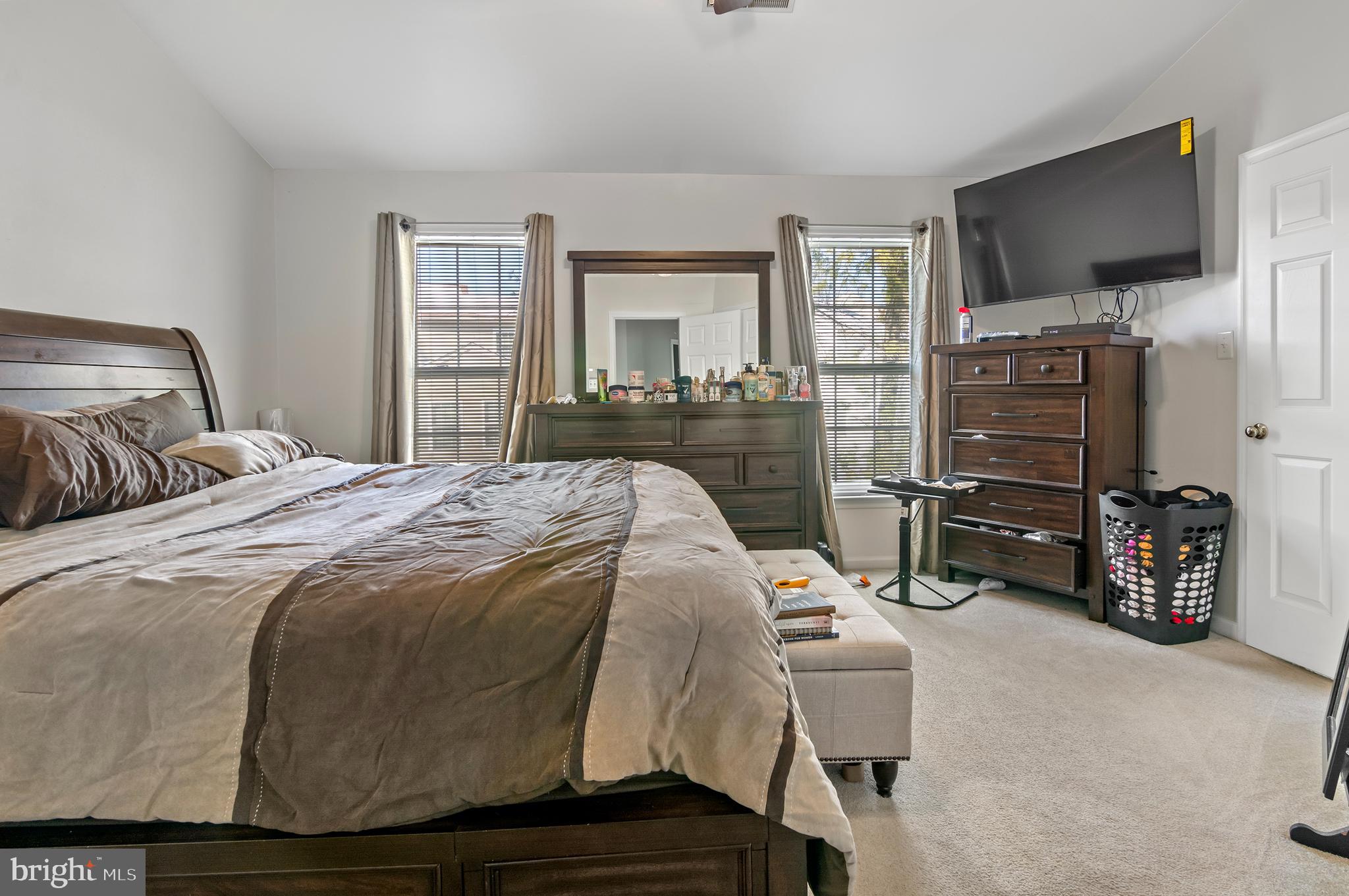 SUMMIT CREEK - Residential