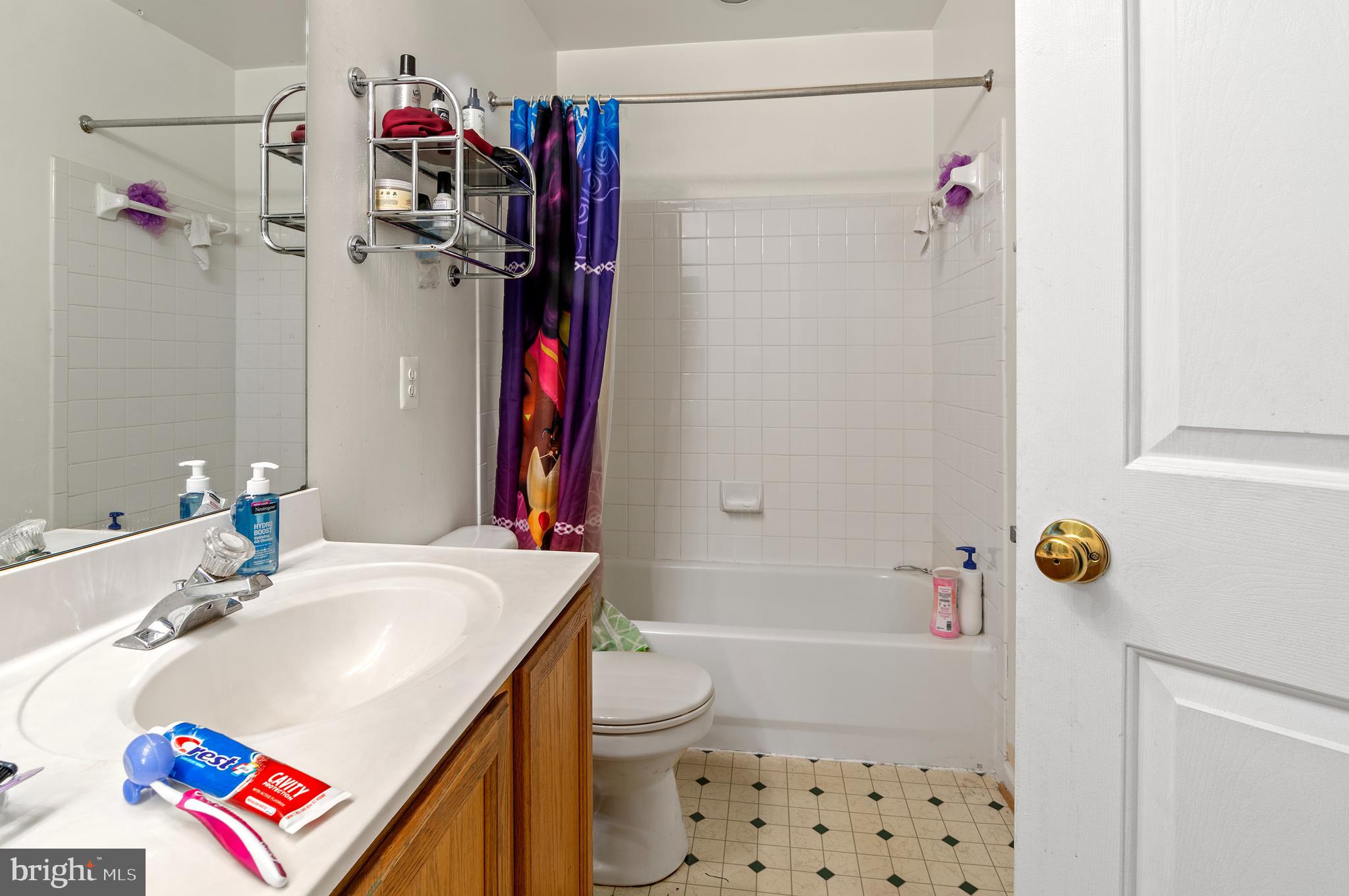 SUMMIT CREEK - Residential