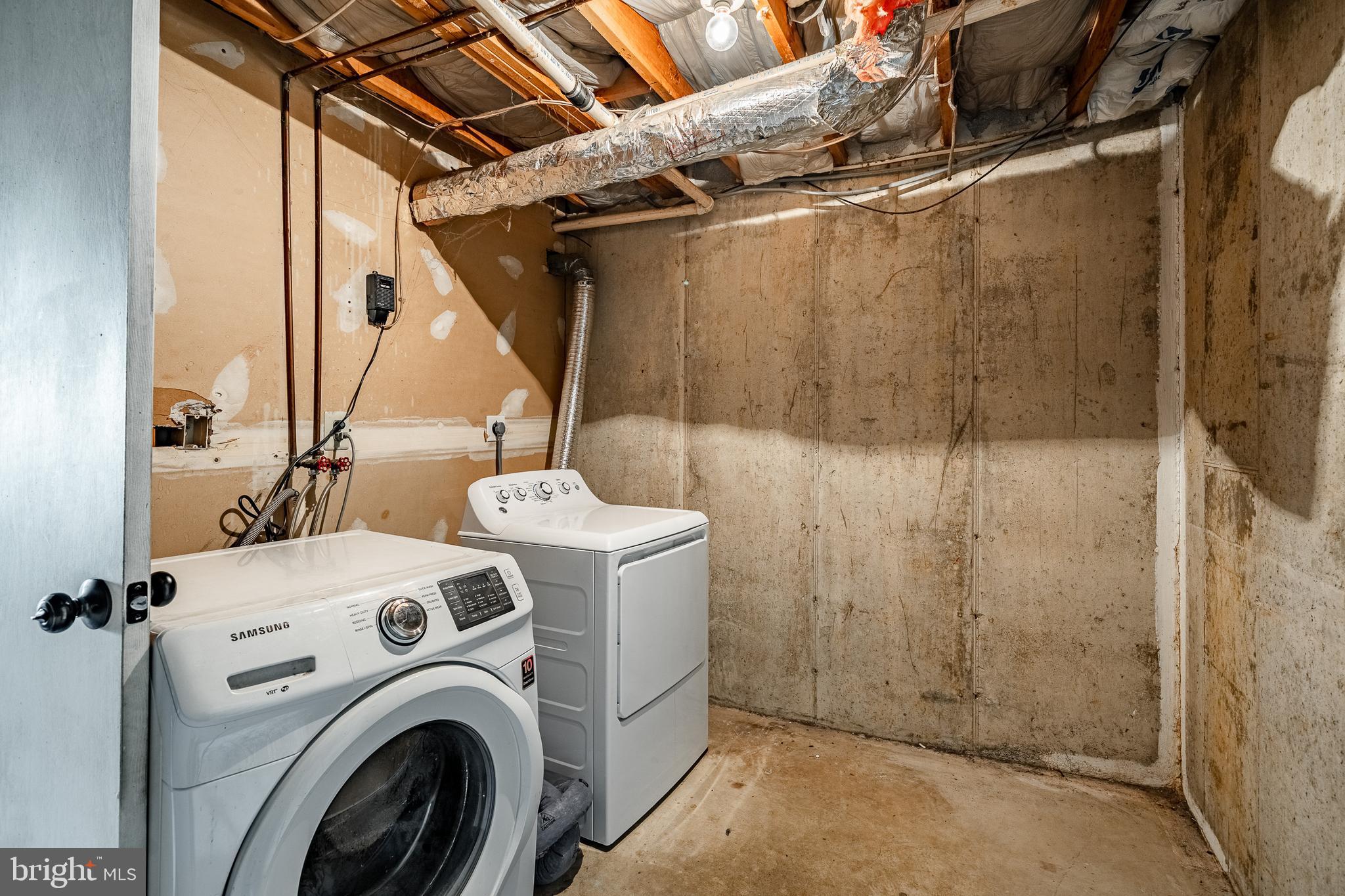 WEDGEWOOD ESTATES - Residential