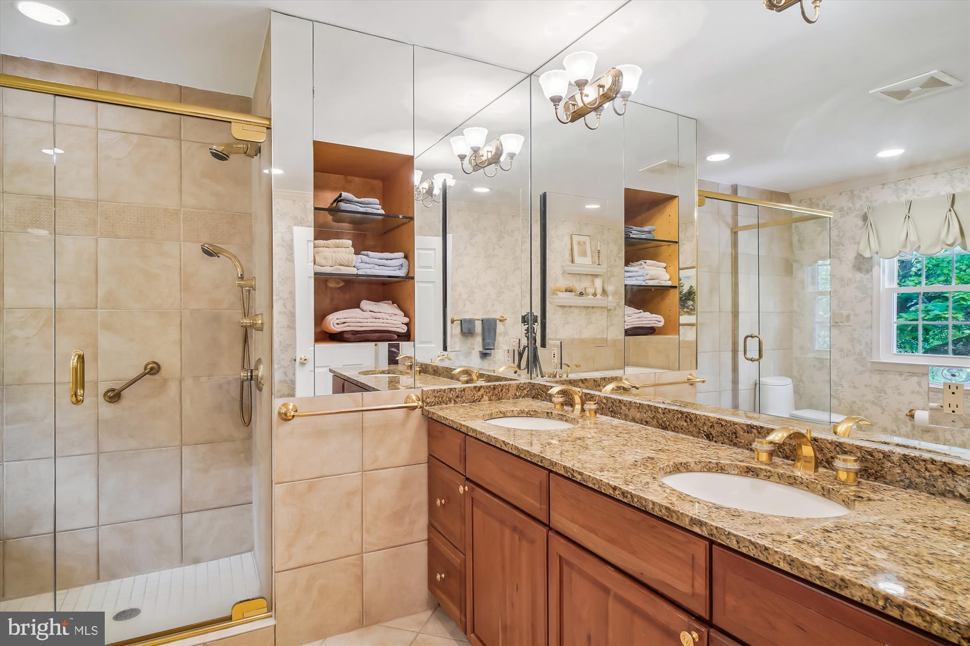 FLOWER VALLEY - Residential