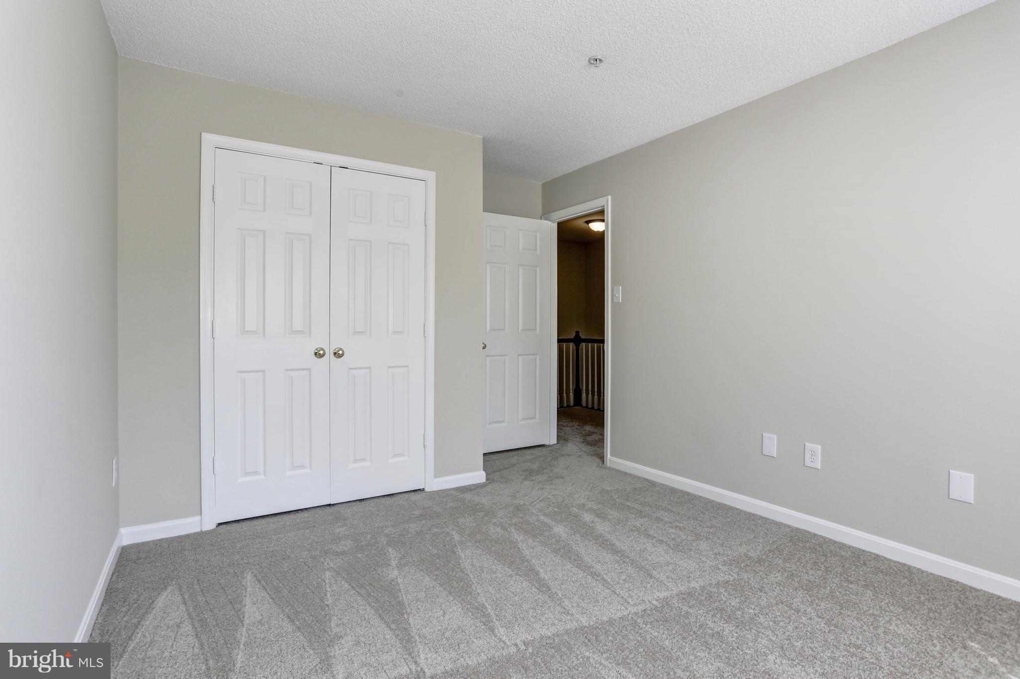 LONGMEAD - Residential