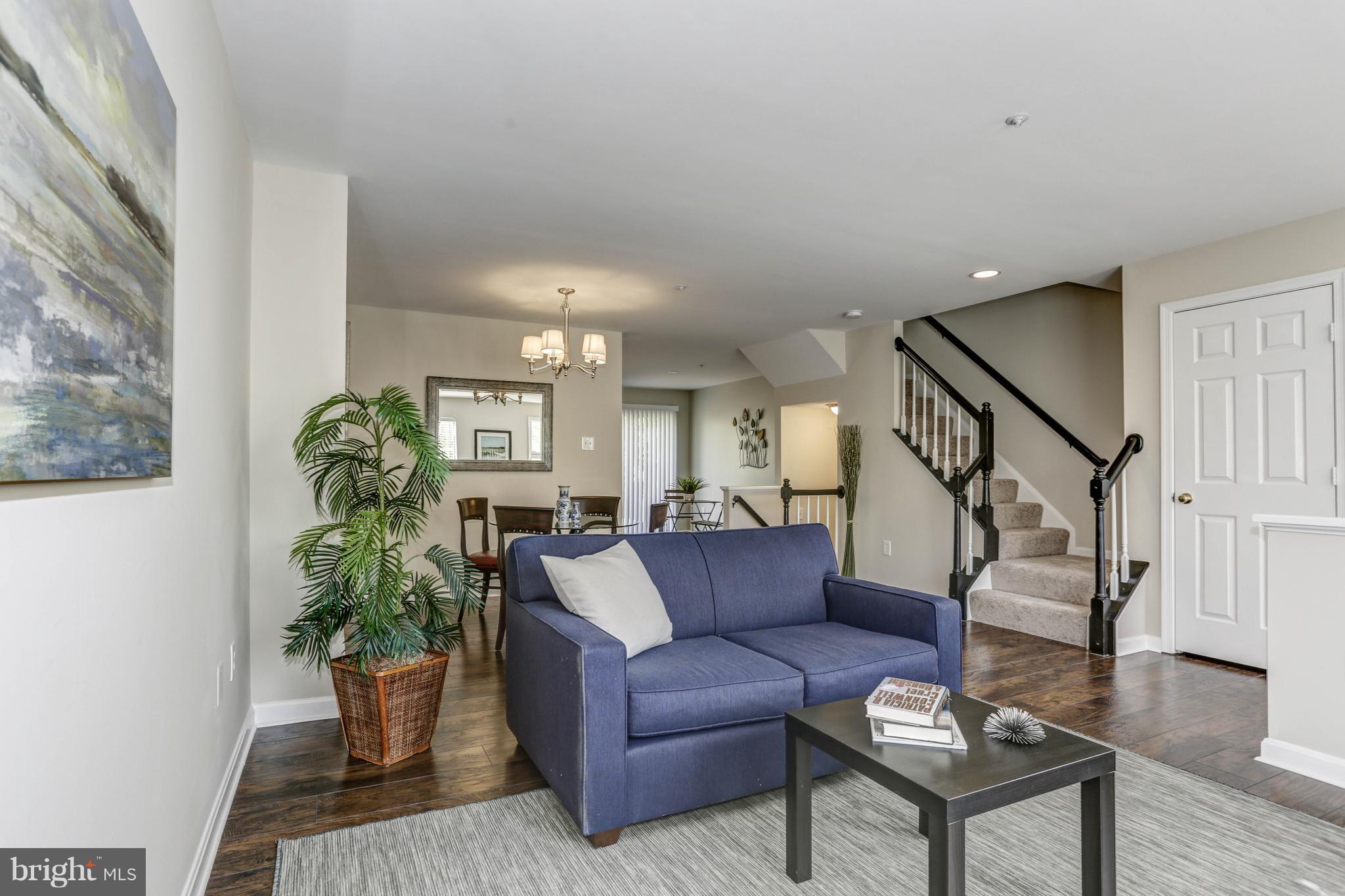 LONGMEAD - Residential