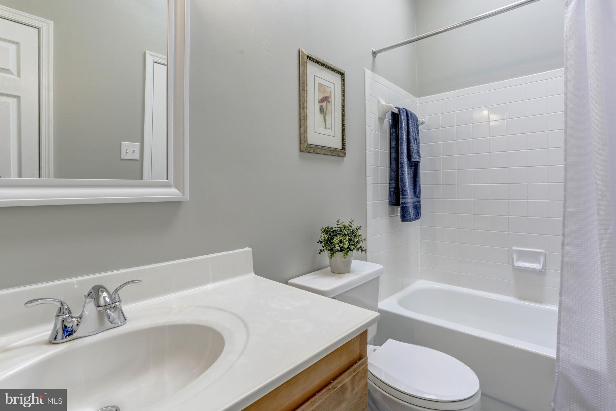 LONGMEAD - Residential