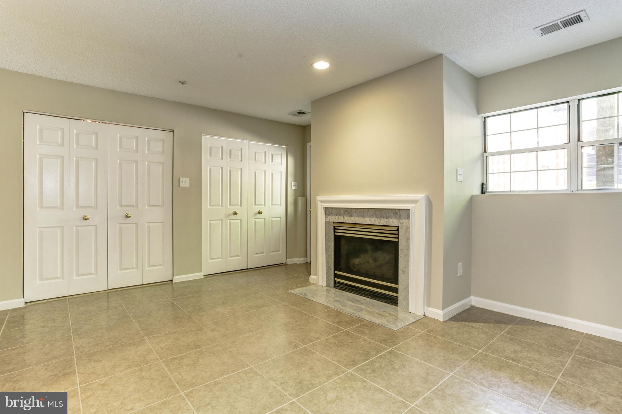 LONGMEAD - Residential