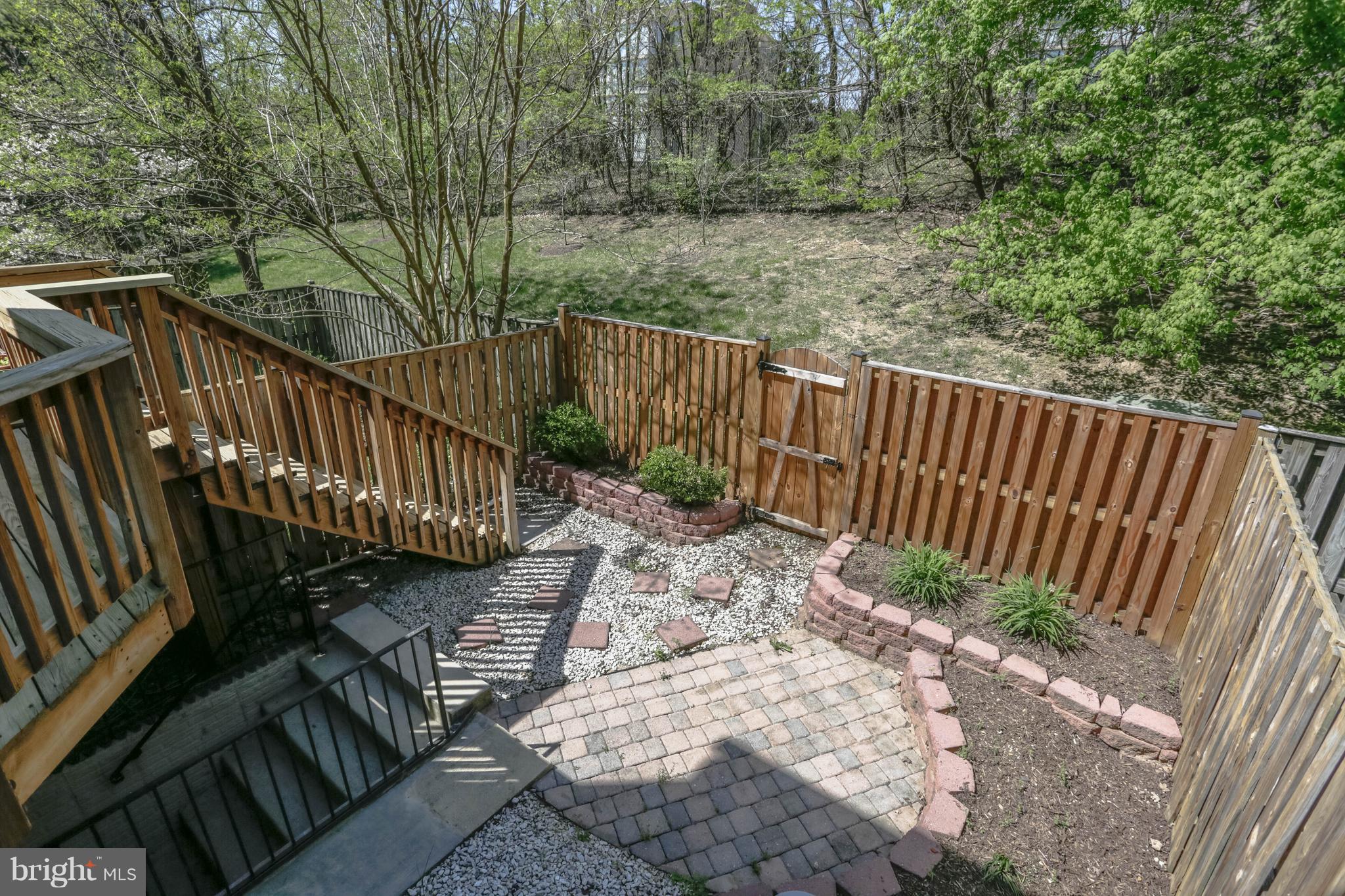 LONGMEAD - Residential