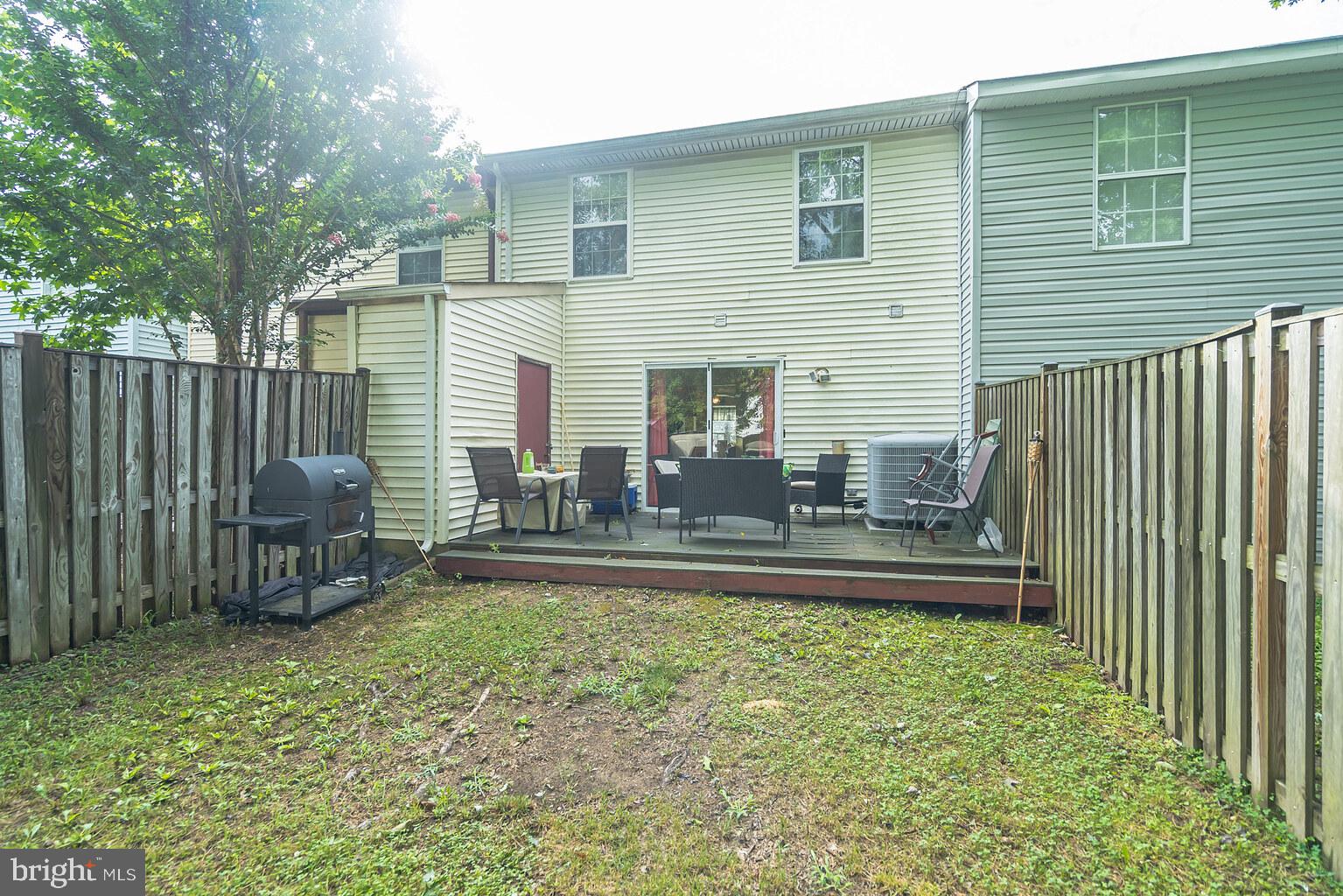 TANGLEWOOD TOWNHOMES SUB - Residential