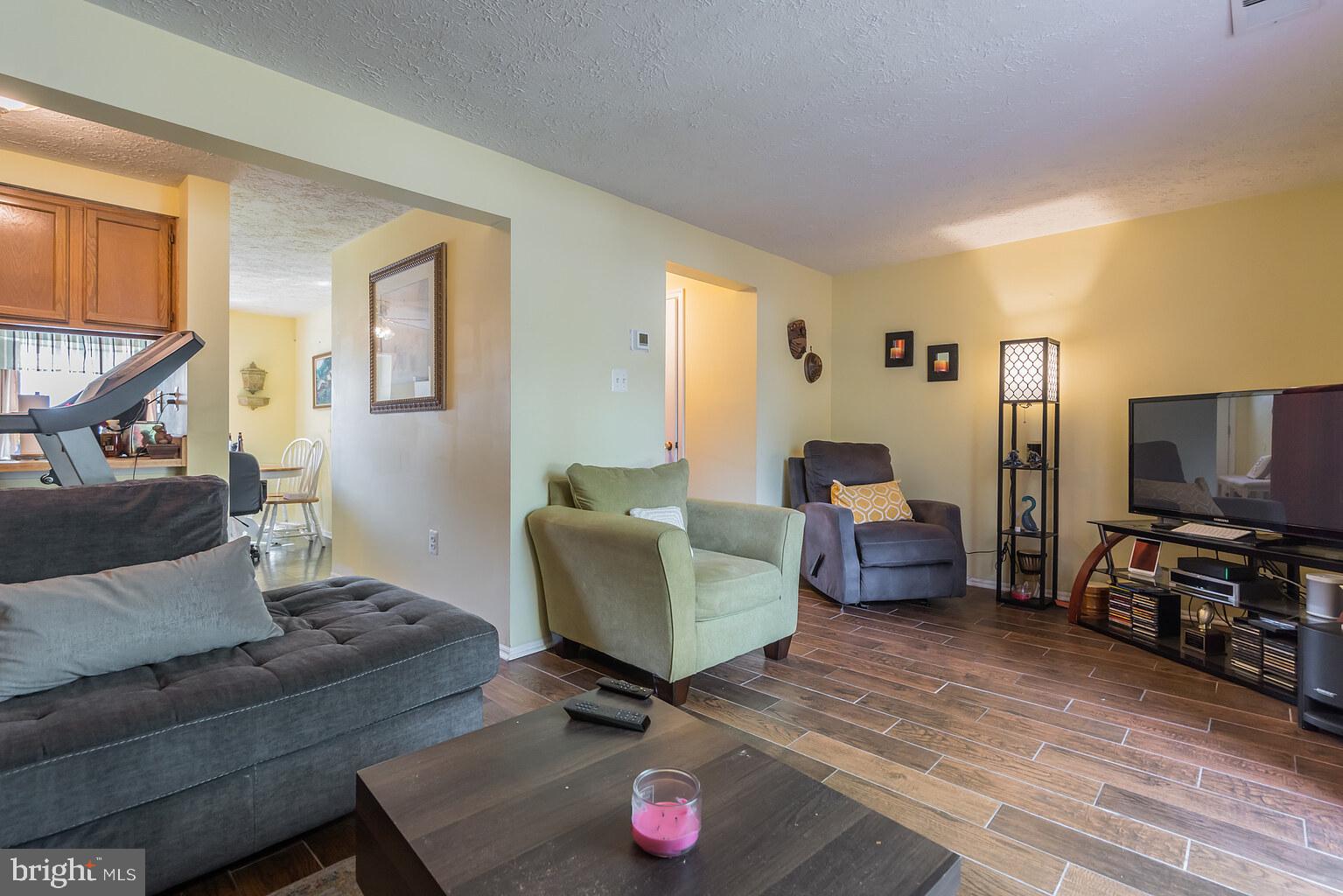 TANGLEWOOD TOWNHOMES SUB - Residential