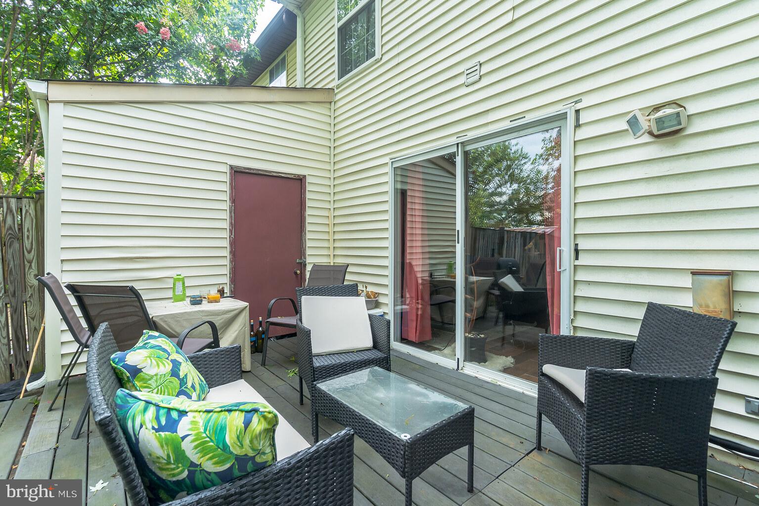 TANGLEWOOD TOWNHOMES SUB - Residential