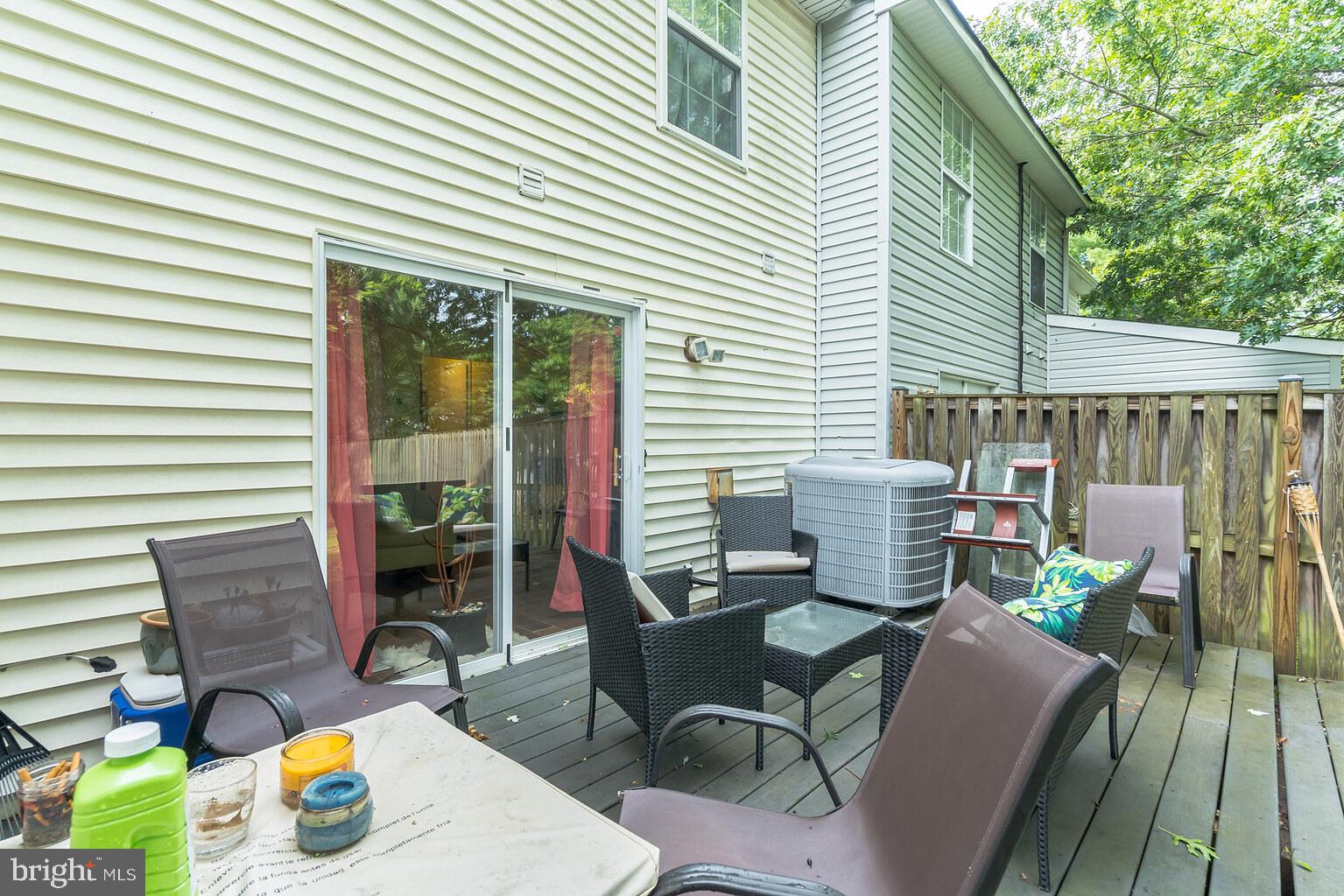 TANGLEWOOD TOWNHOMES SUB - Residential