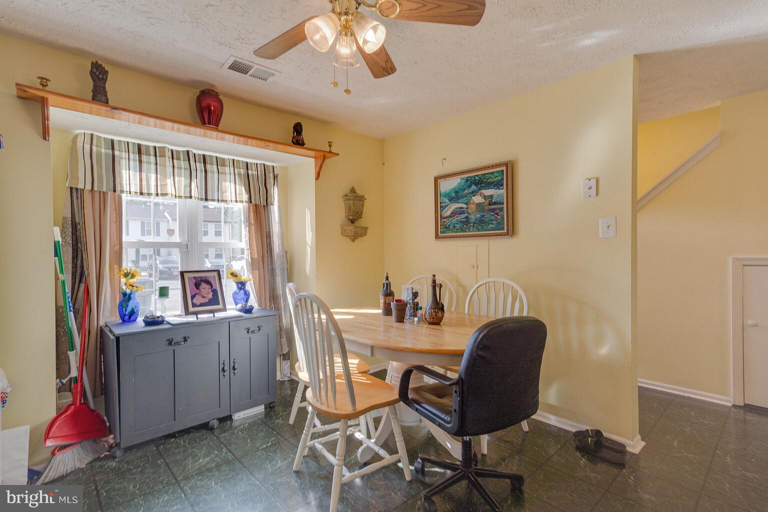 TANGLEWOOD TOWNHOMES SUB - Residential