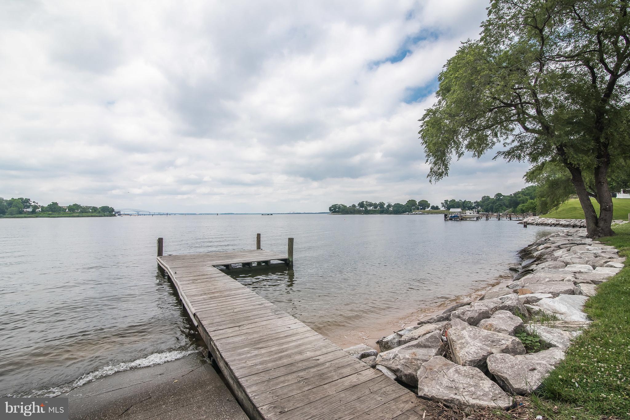 RIVIERA BEACH - Residential Lease