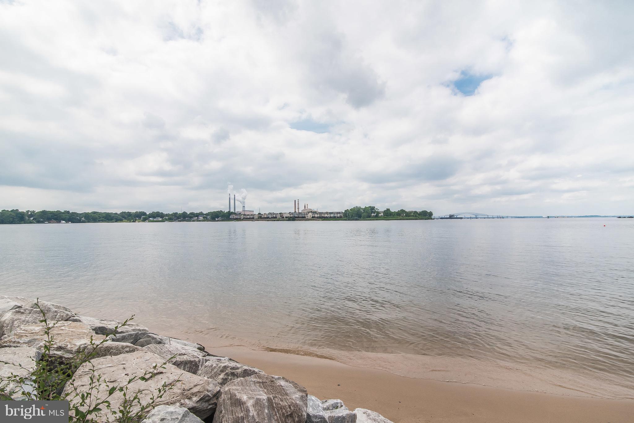 RIVIERA BEACH - Residential Lease