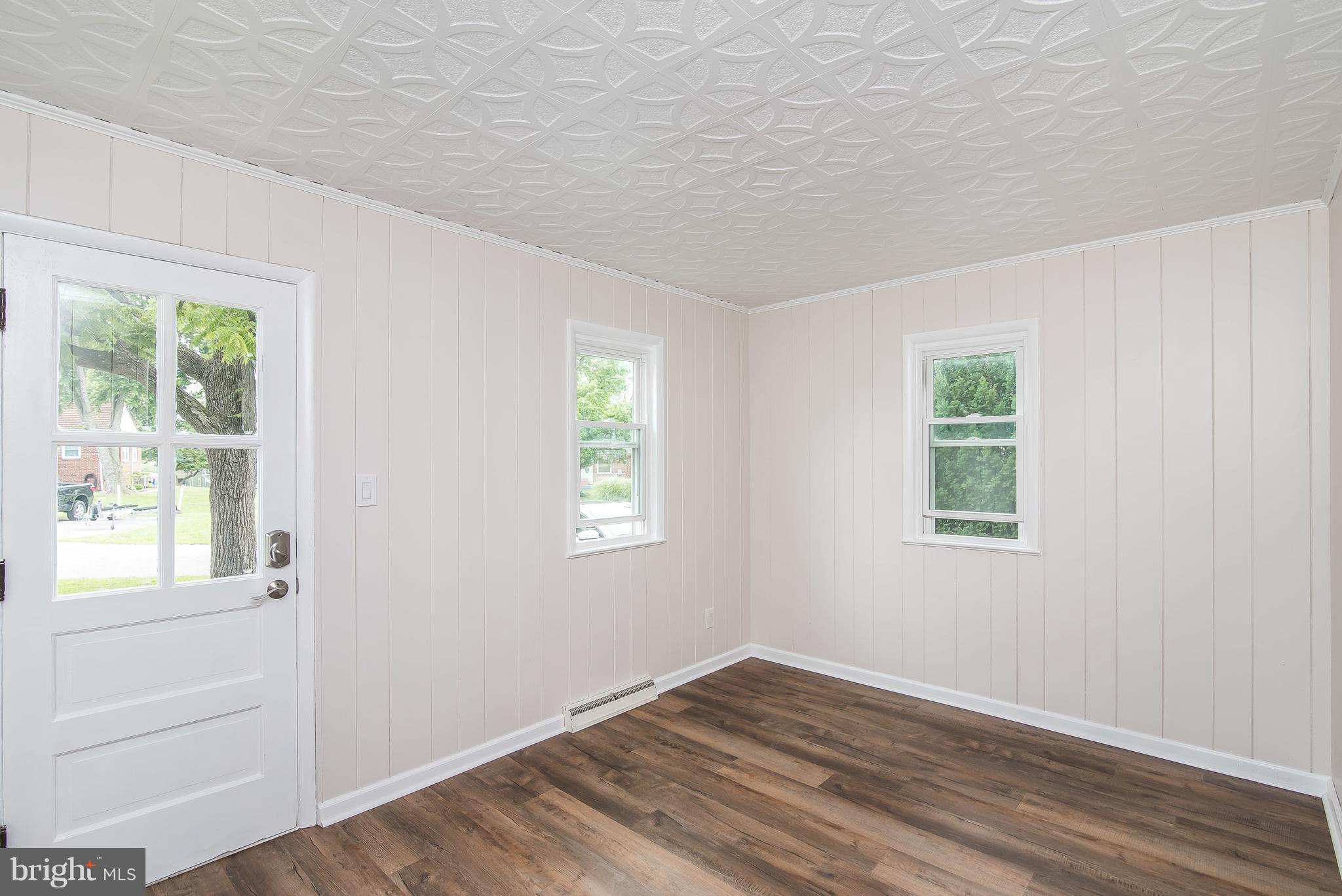 RIVIERA BEACH - Residential Lease