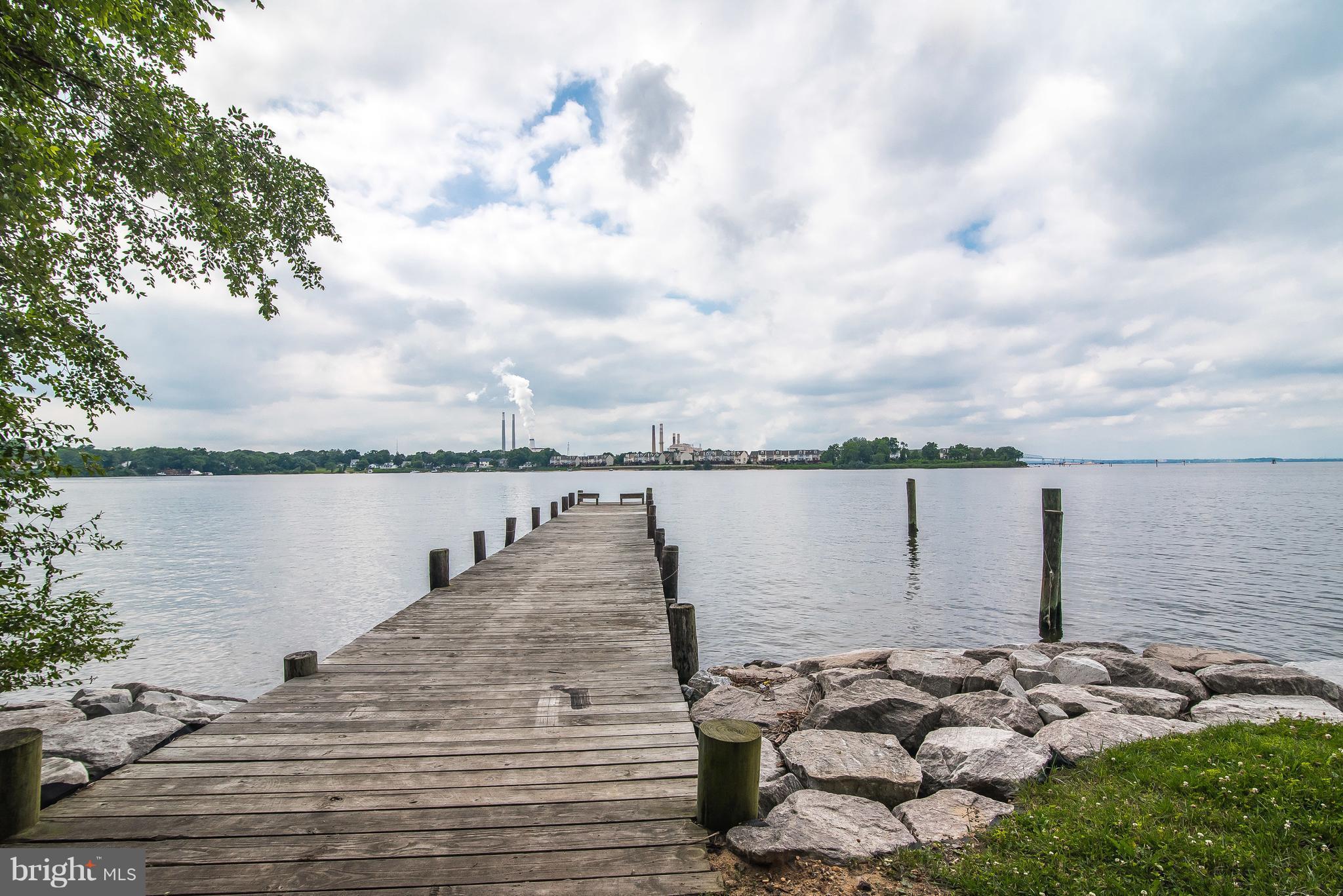 RIVIERA BEACH - Residential Lease