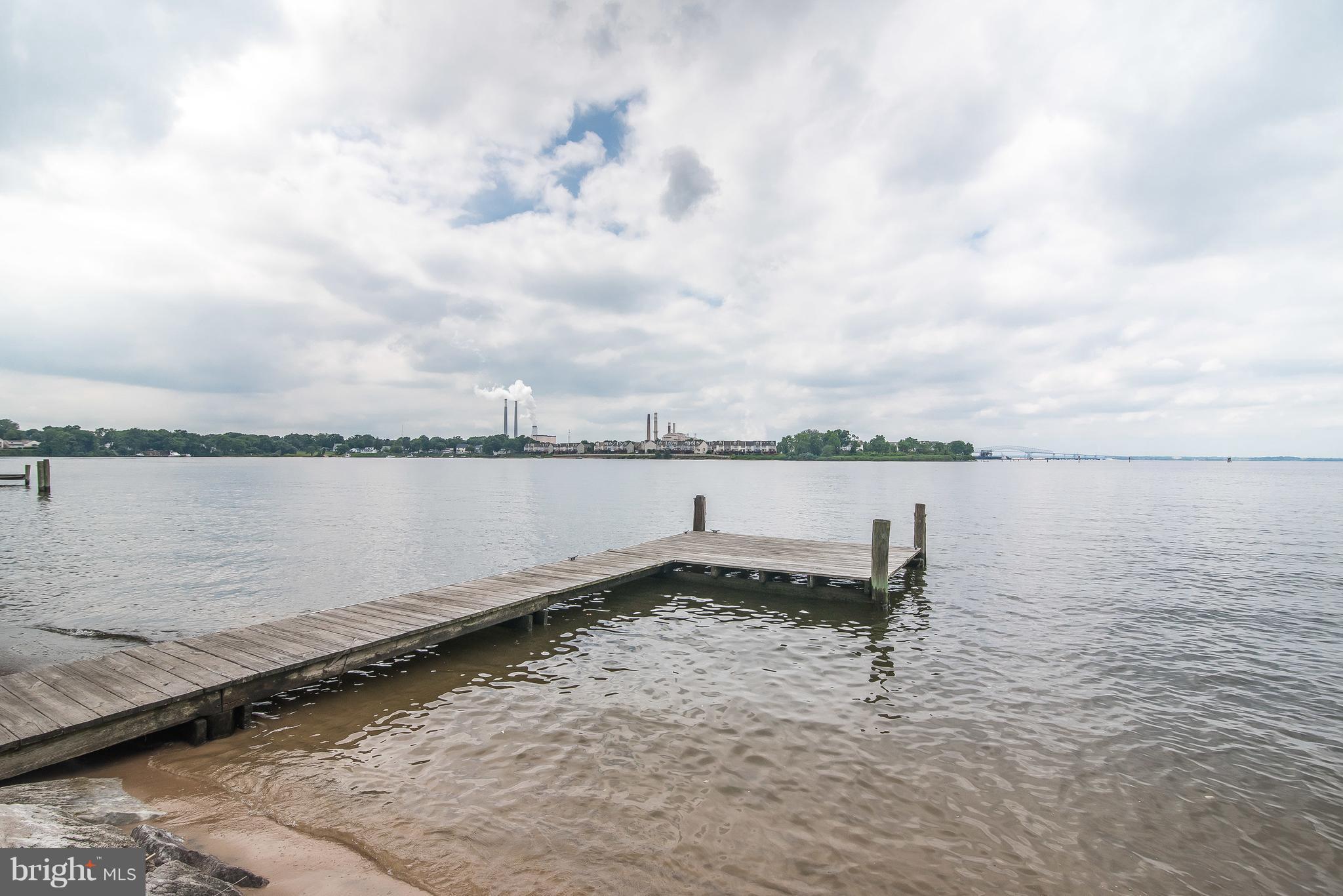 RIVIERA BEACH - Residential Lease