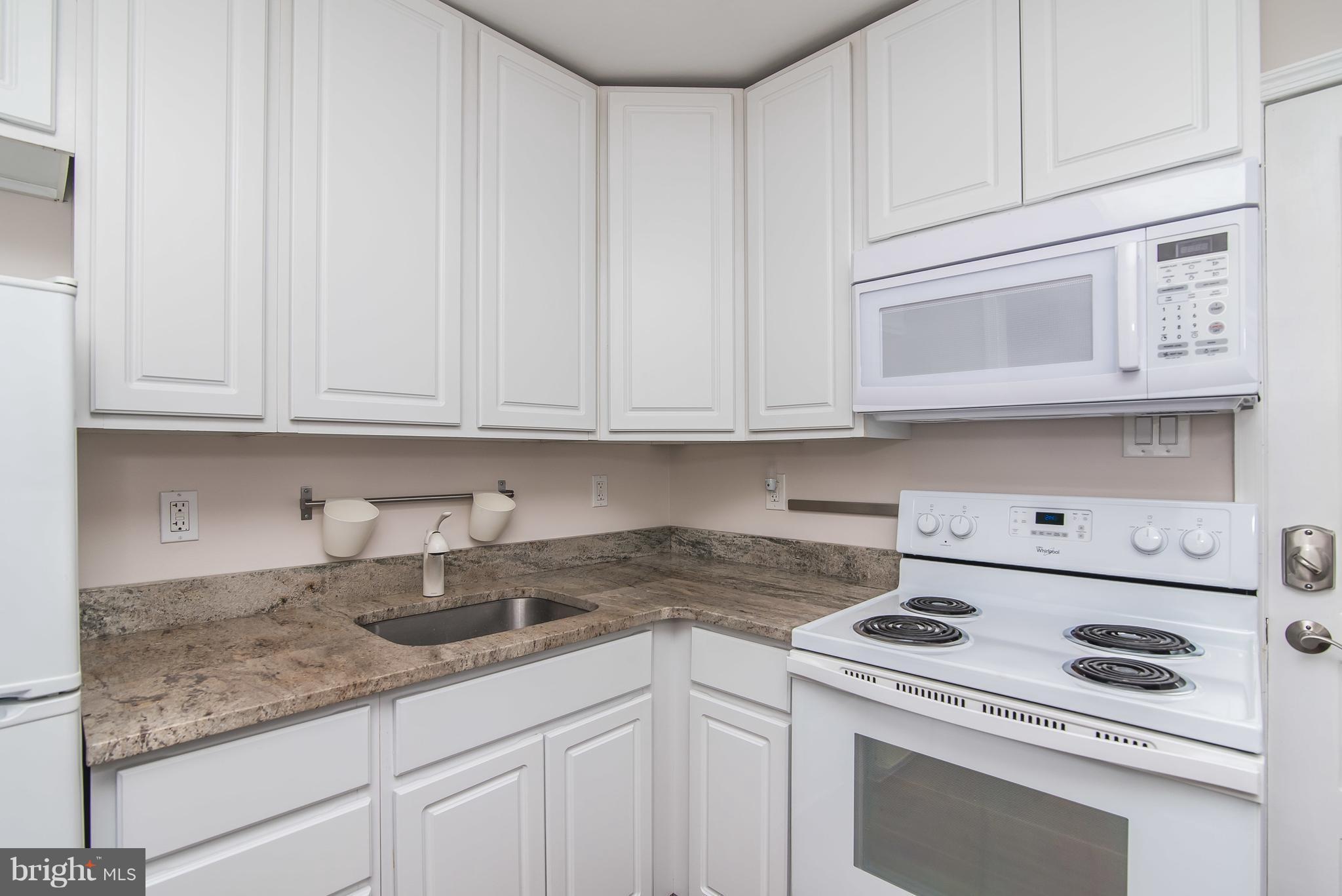 RIVIERA BEACH - Residential Lease