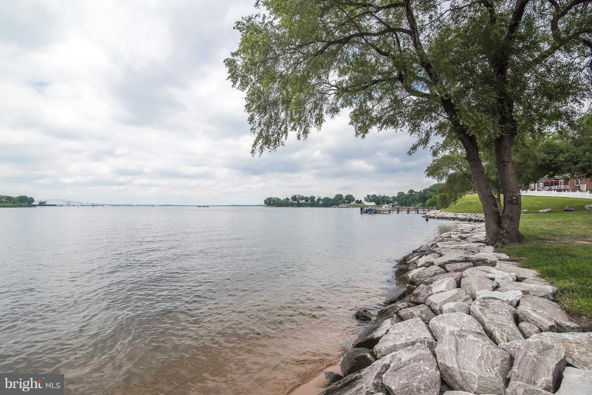 RIVIERA BEACH - Residential Lease