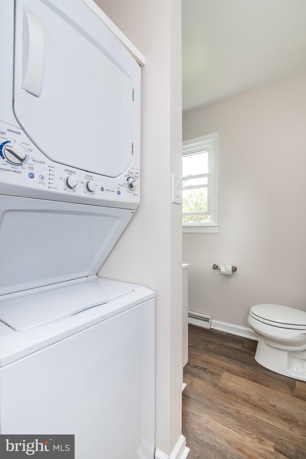 RIVIERA BEACH - Residential Lease