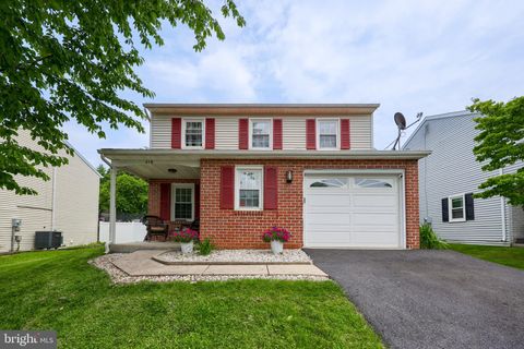 216 LINDA TERRACE EPHRATA PA 17522