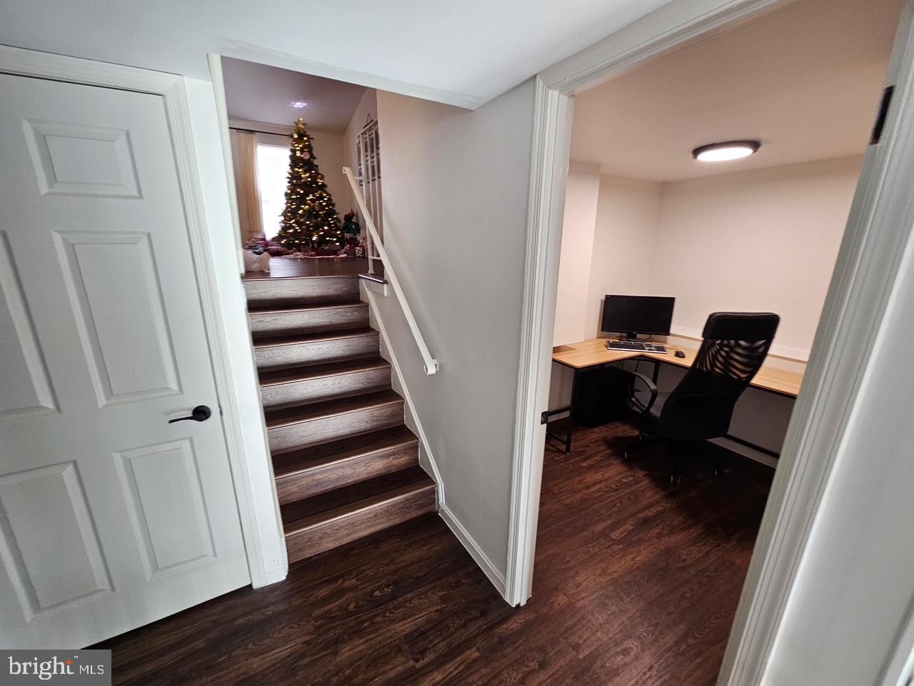 BURKE CENTRE CONSERVANCY - Residential Lease