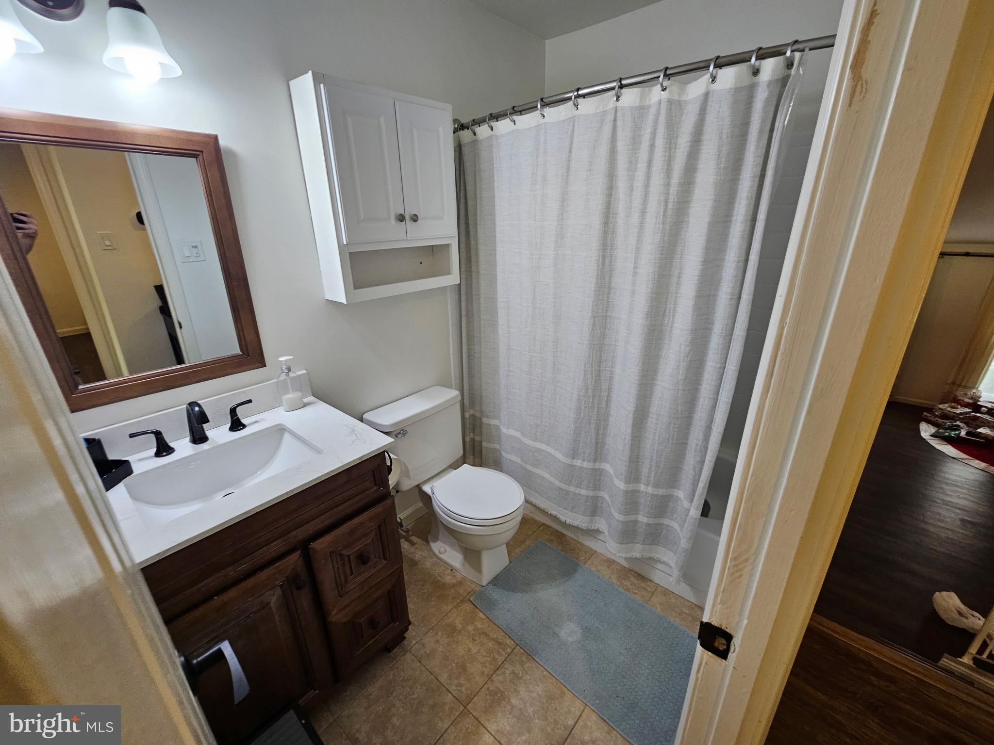 BURKE CENTRE CONSERVANCY - Residential Lease