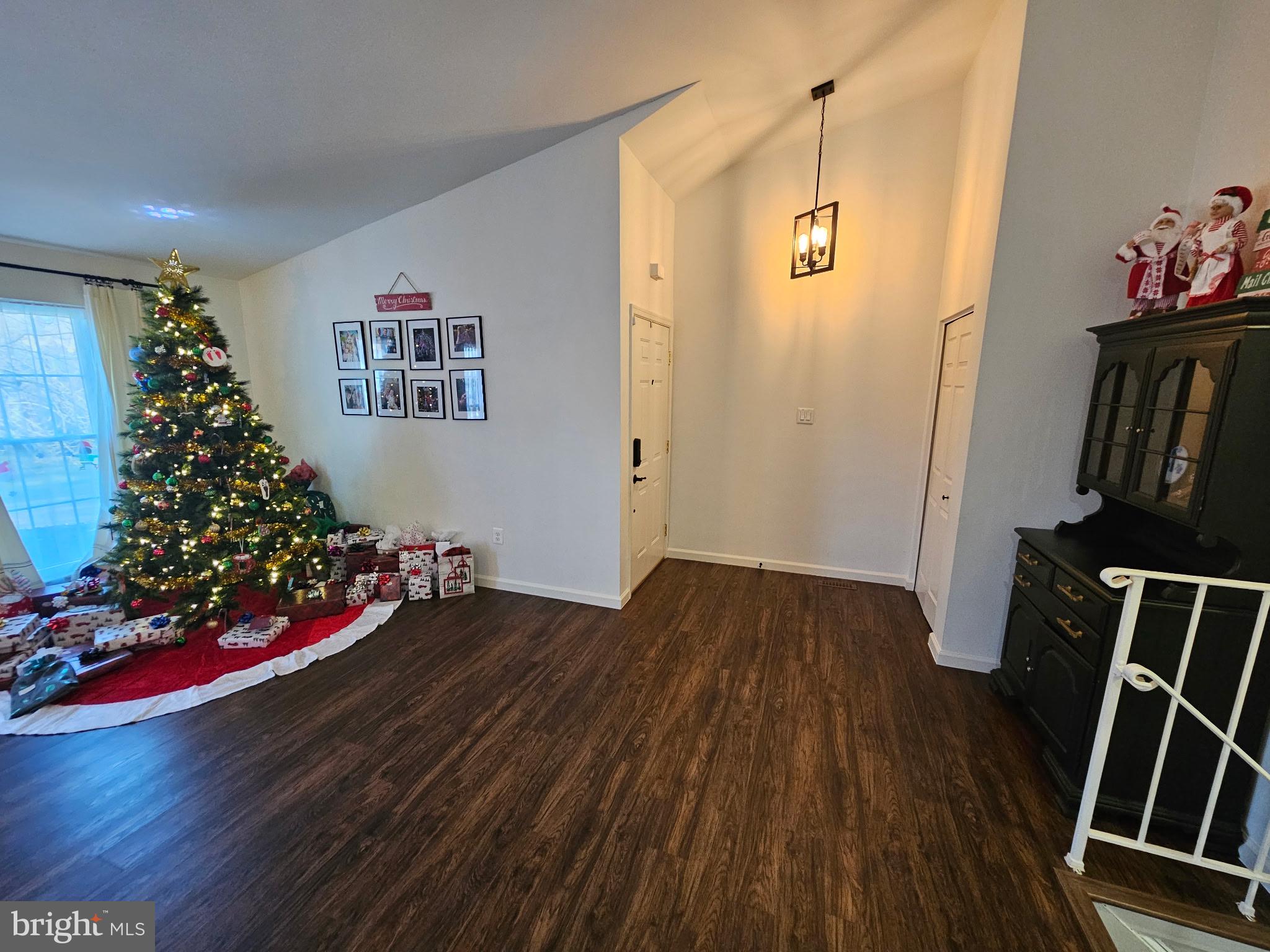 BURKE CENTRE CONSERVANCY - Residential Lease