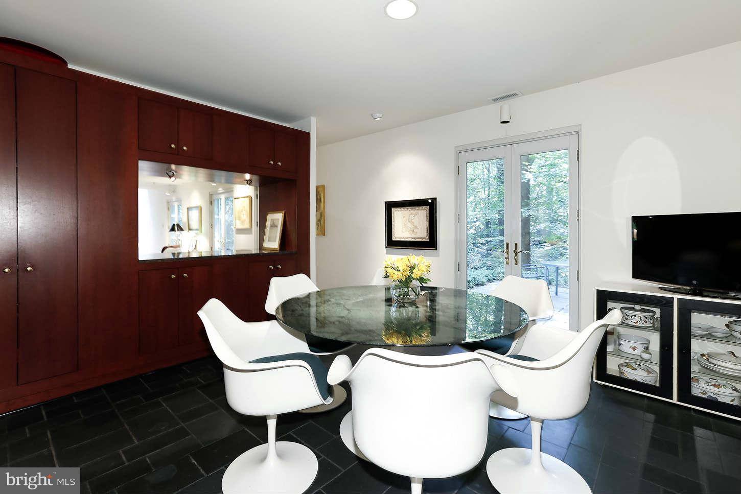 EAGLE ACRES - Residential