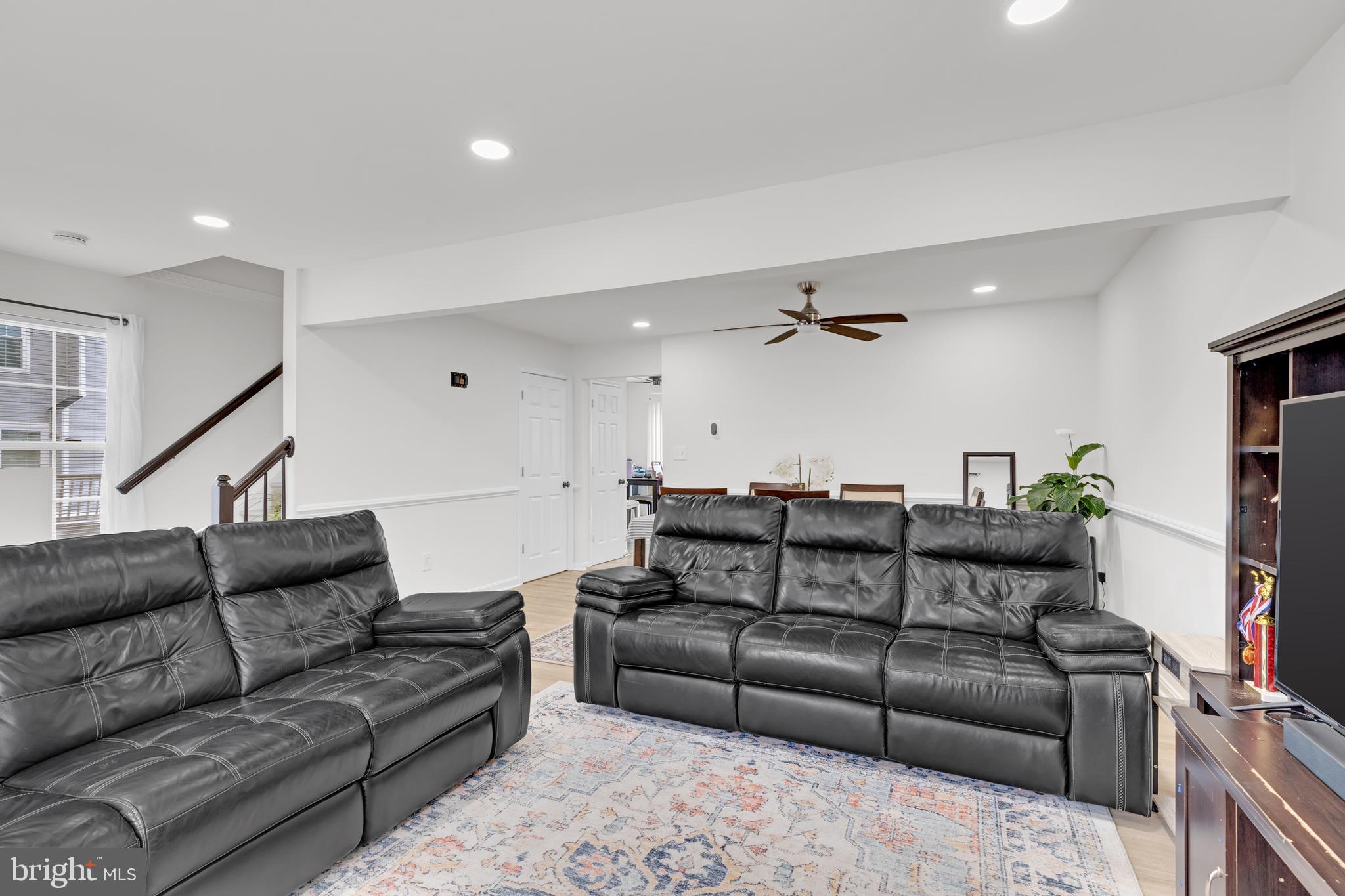 BELMONT STATION - Residential