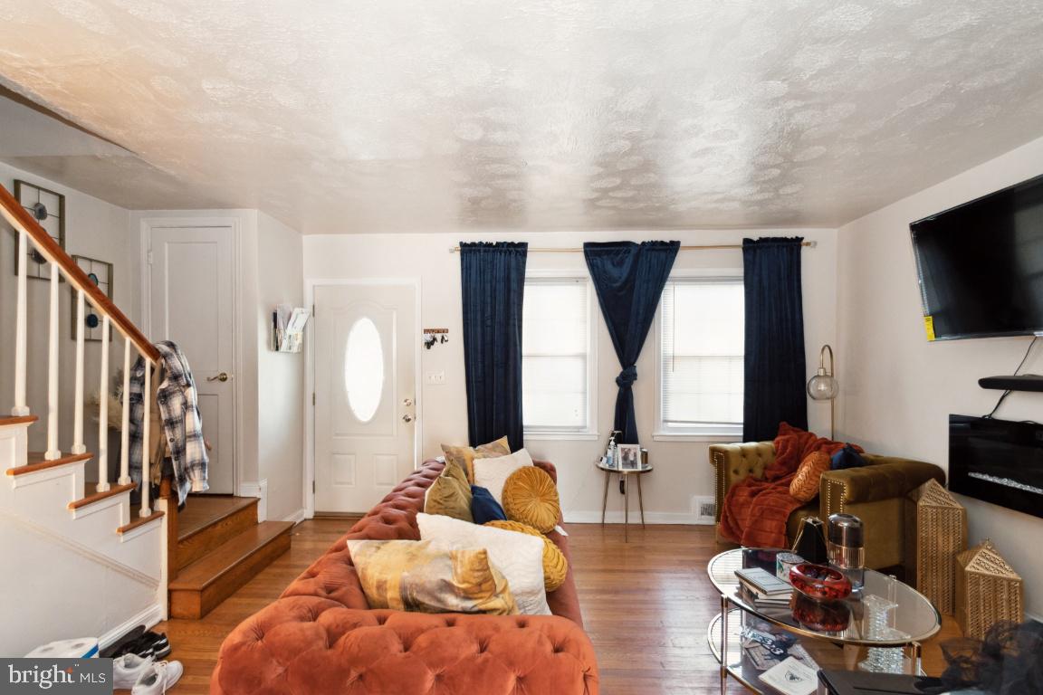 NORTHWOOD - Residential