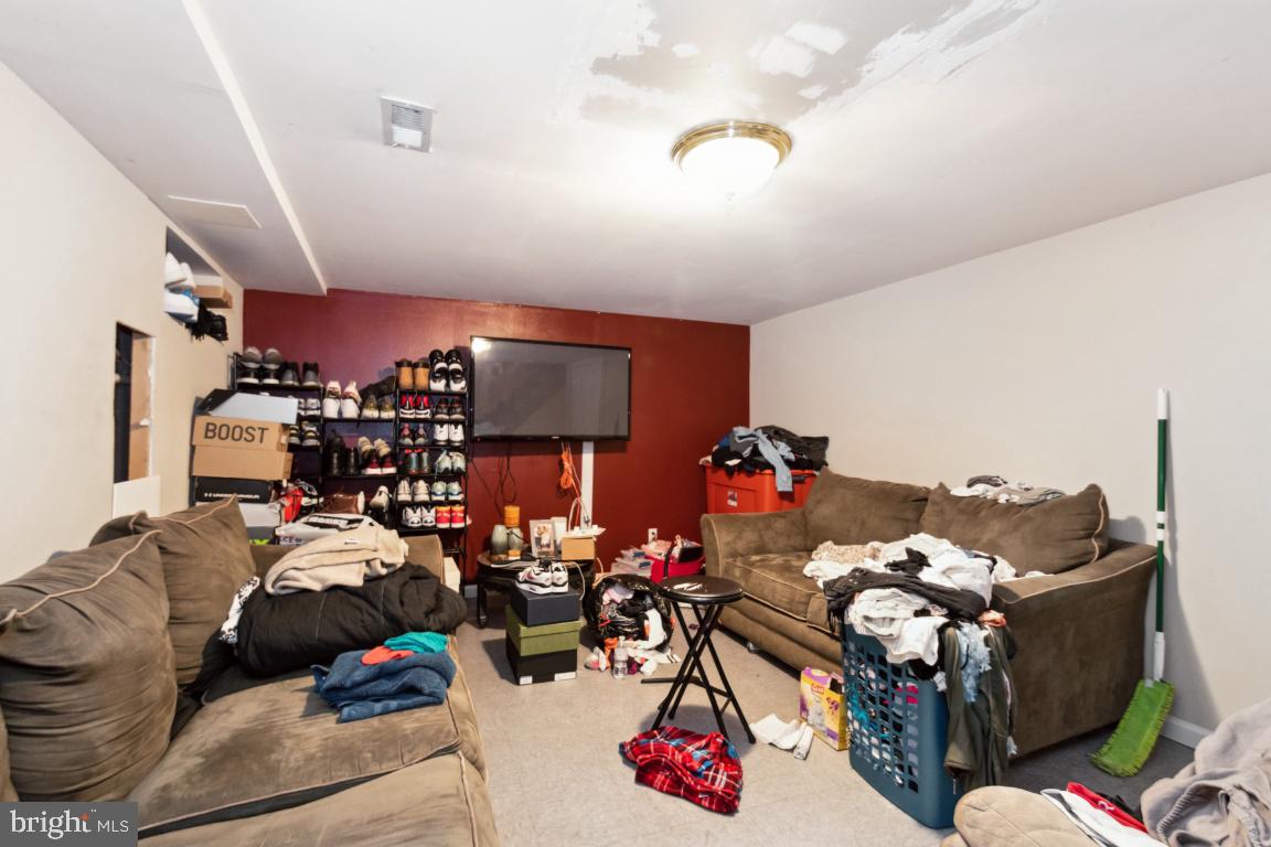 NORTHWOOD - Residential